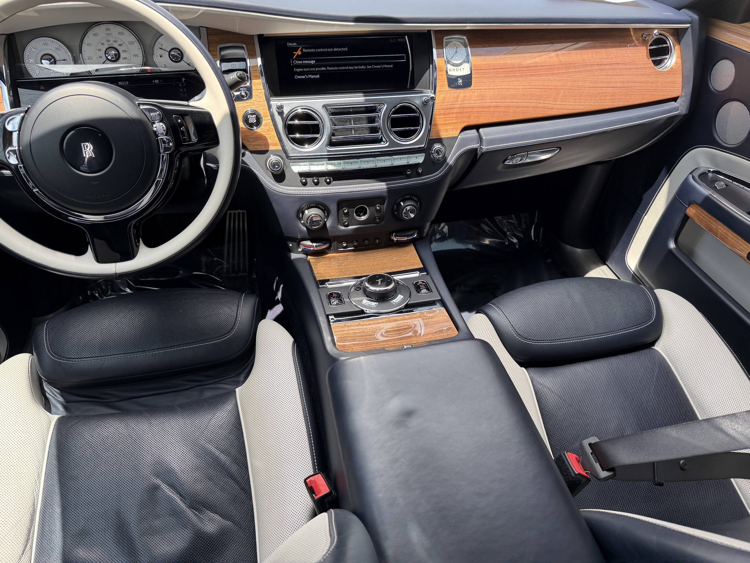 2019 Rolls-Royce Ghost Base - Photo 18