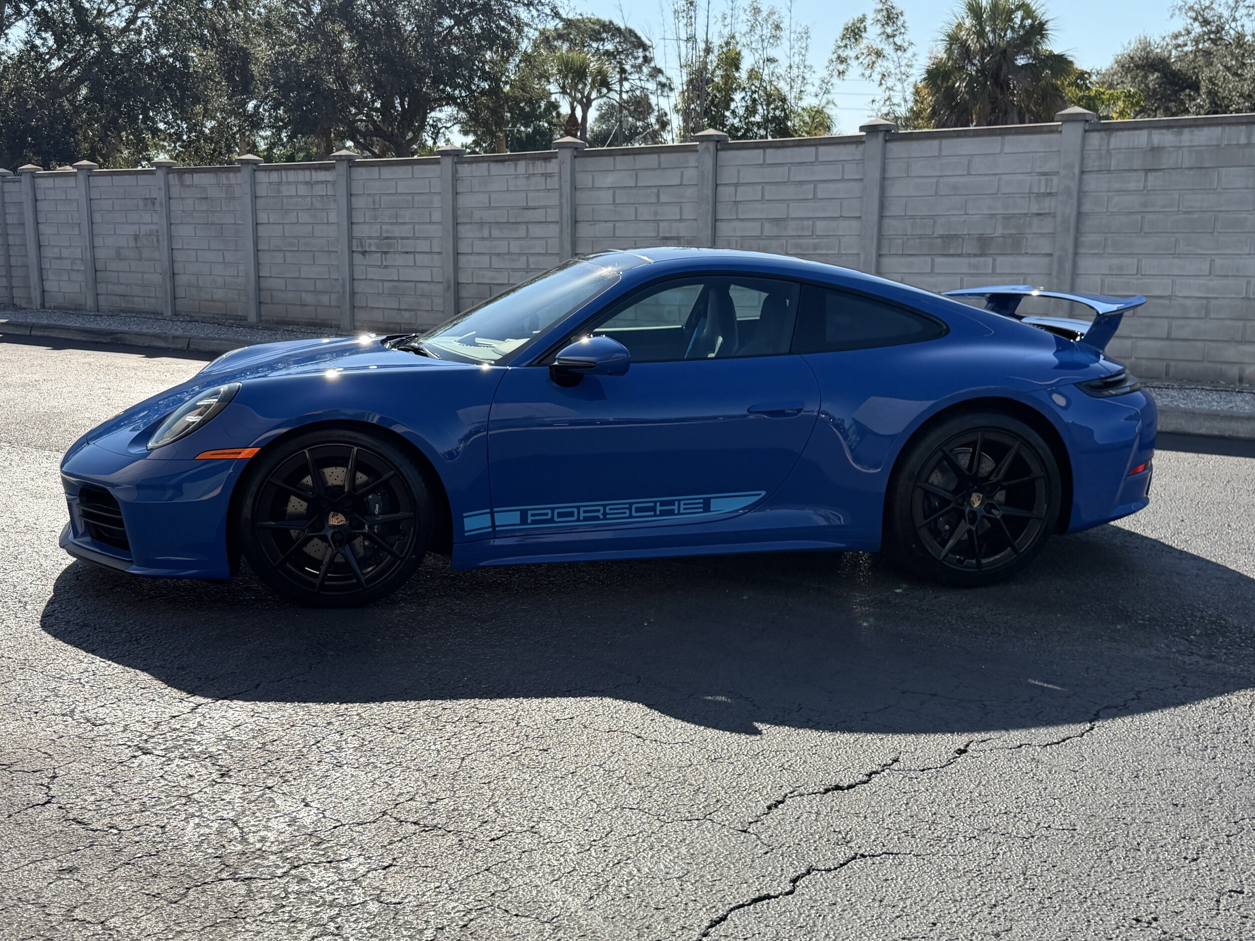 2026 Porsche 911 T photo 2