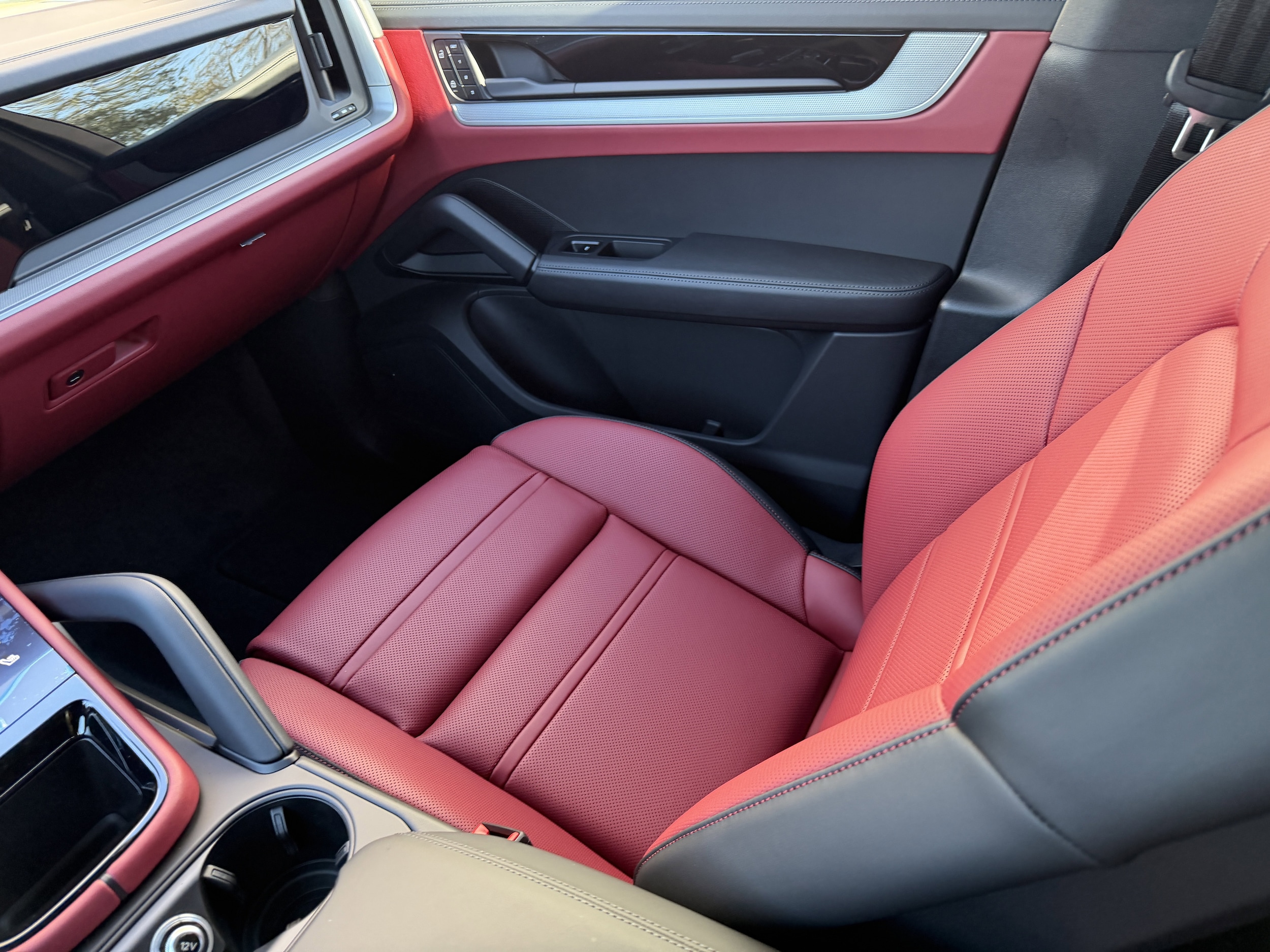 2026 Porsche Cayenne S E-Hybrid - Photo 20