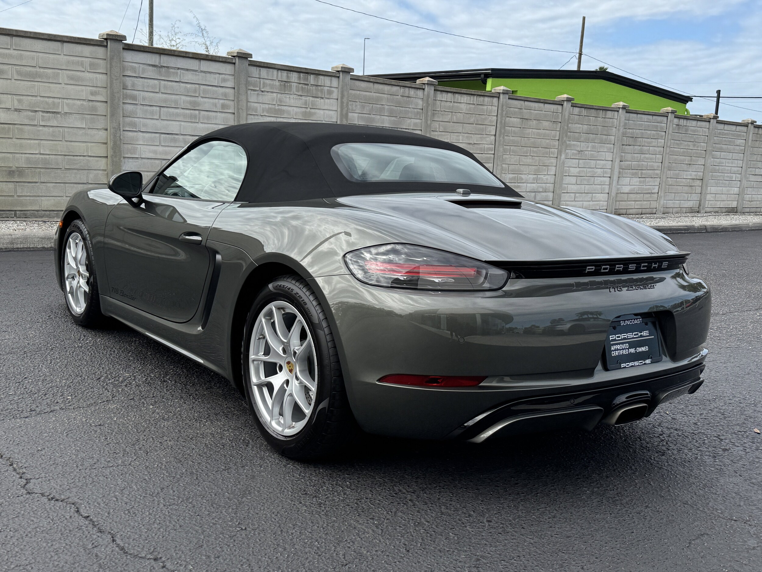 2025 Porsche Boxster photo 3