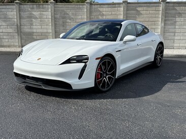 2024 Porsche Taycan 4S Sedan