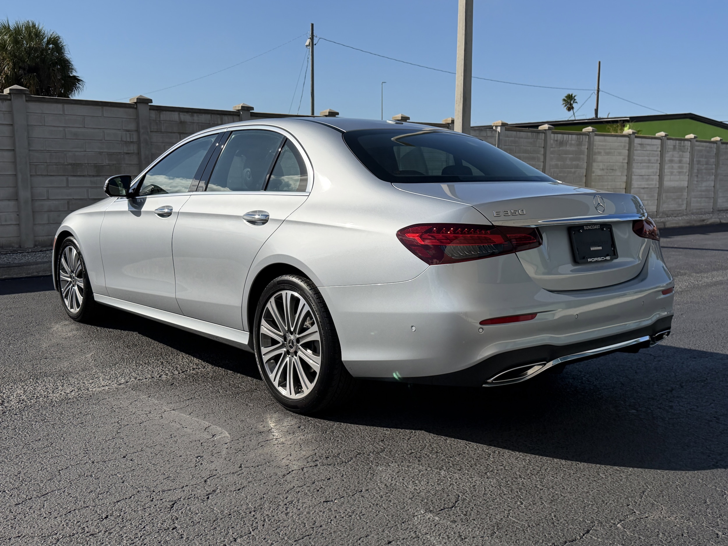 2023 Mercedes Benz E 350 photo 3