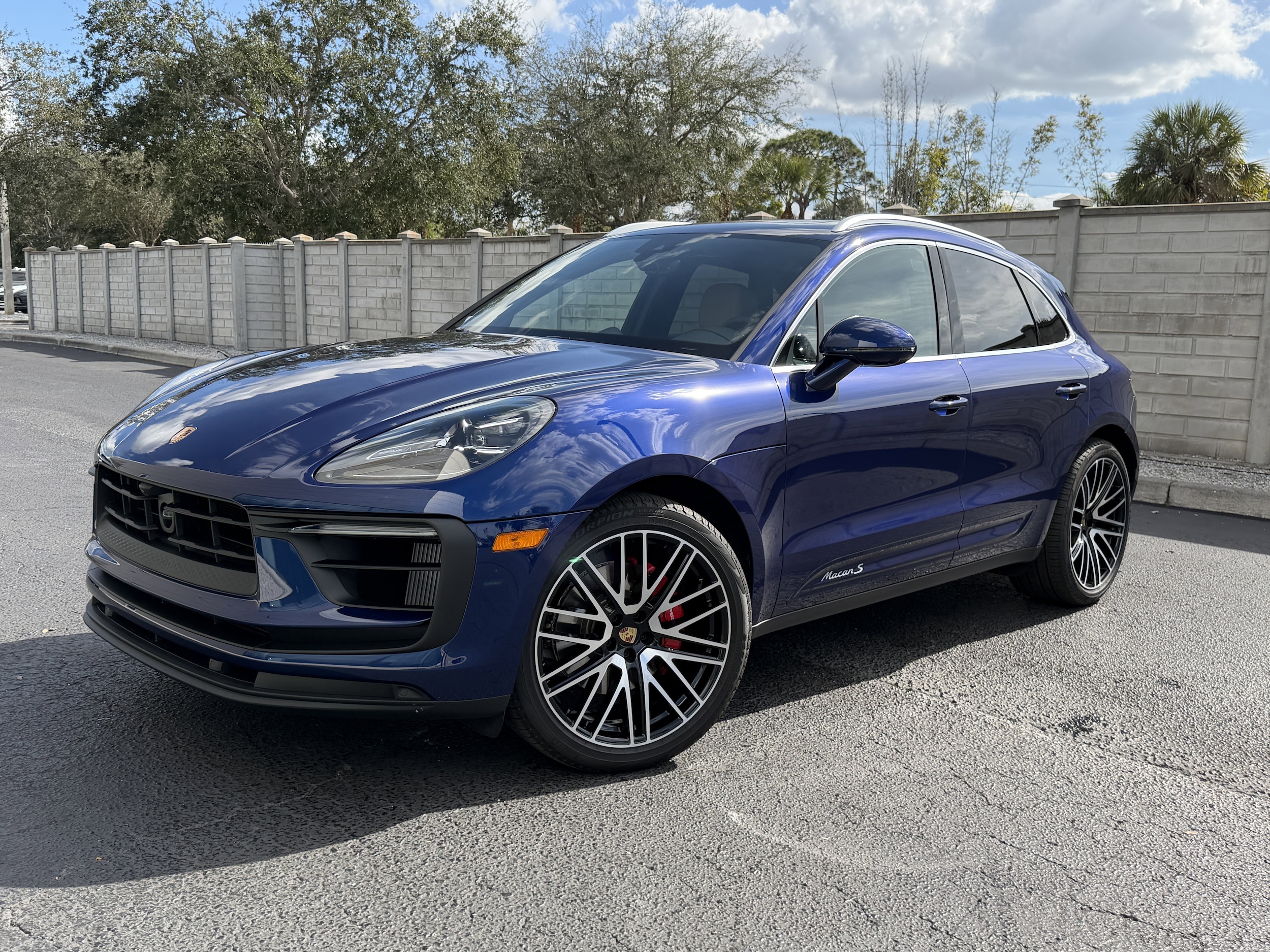 2026 Porsche Macan S's photo