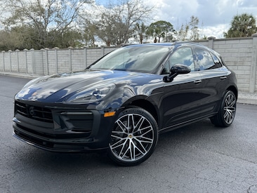 2026 Porsche Macan SUV