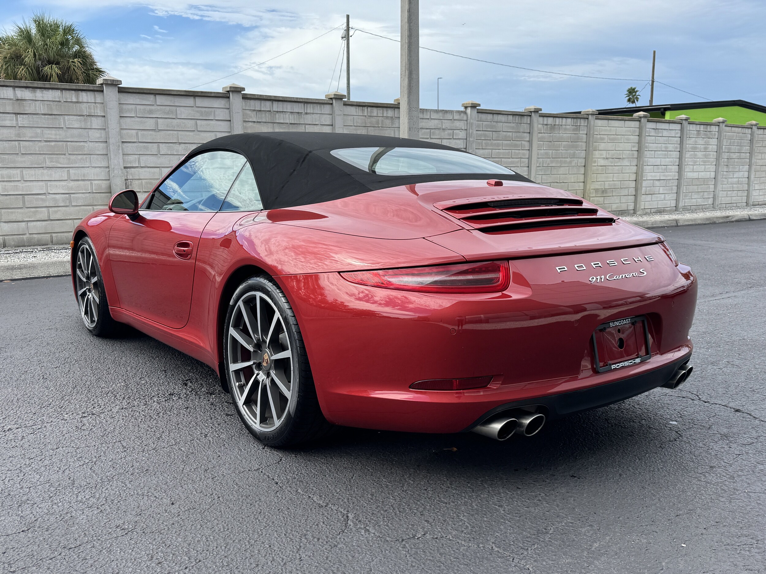 2014 Porsche 911 S Cabriolet photo 3