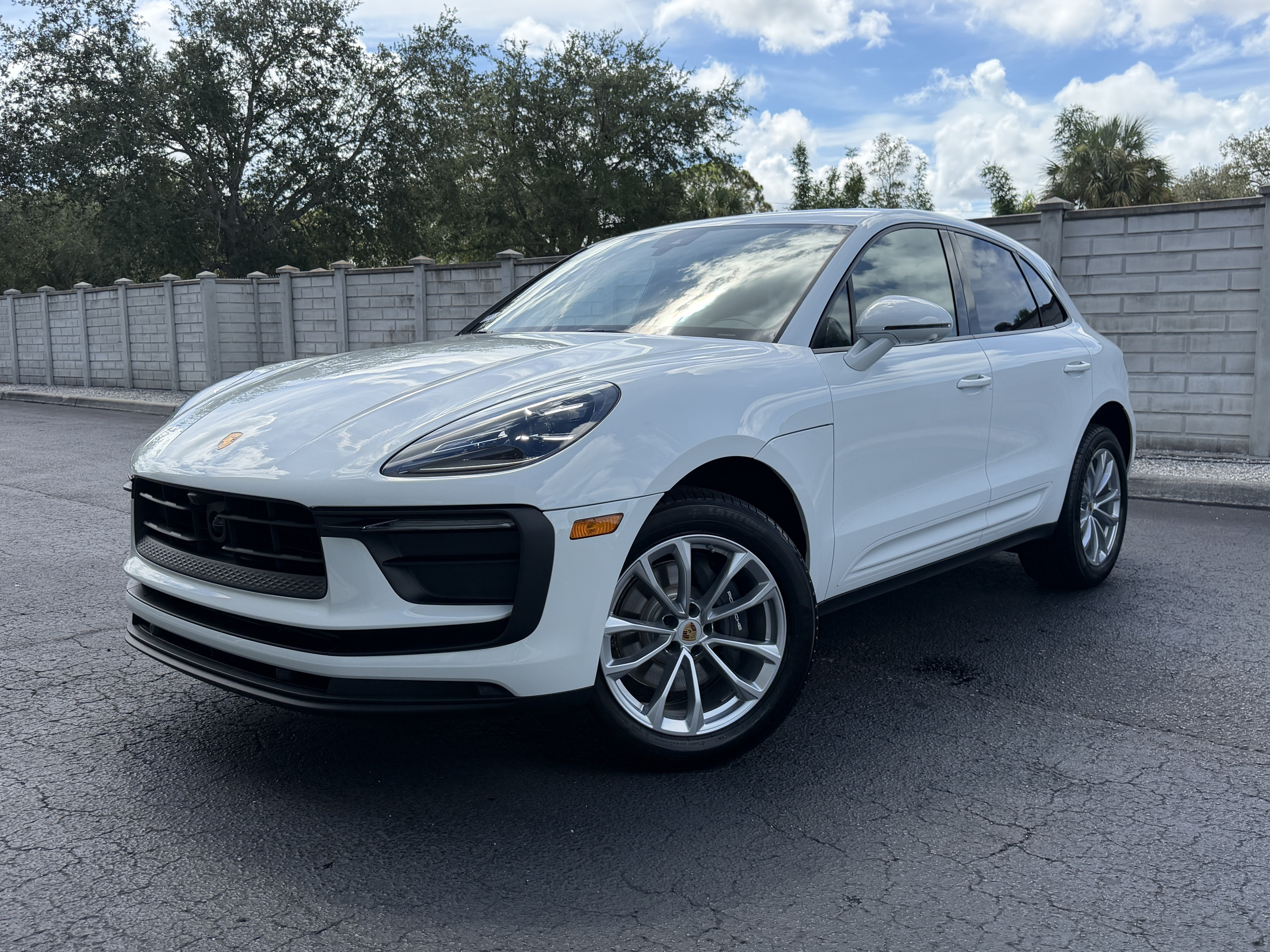2026 Porsche Macan SUV