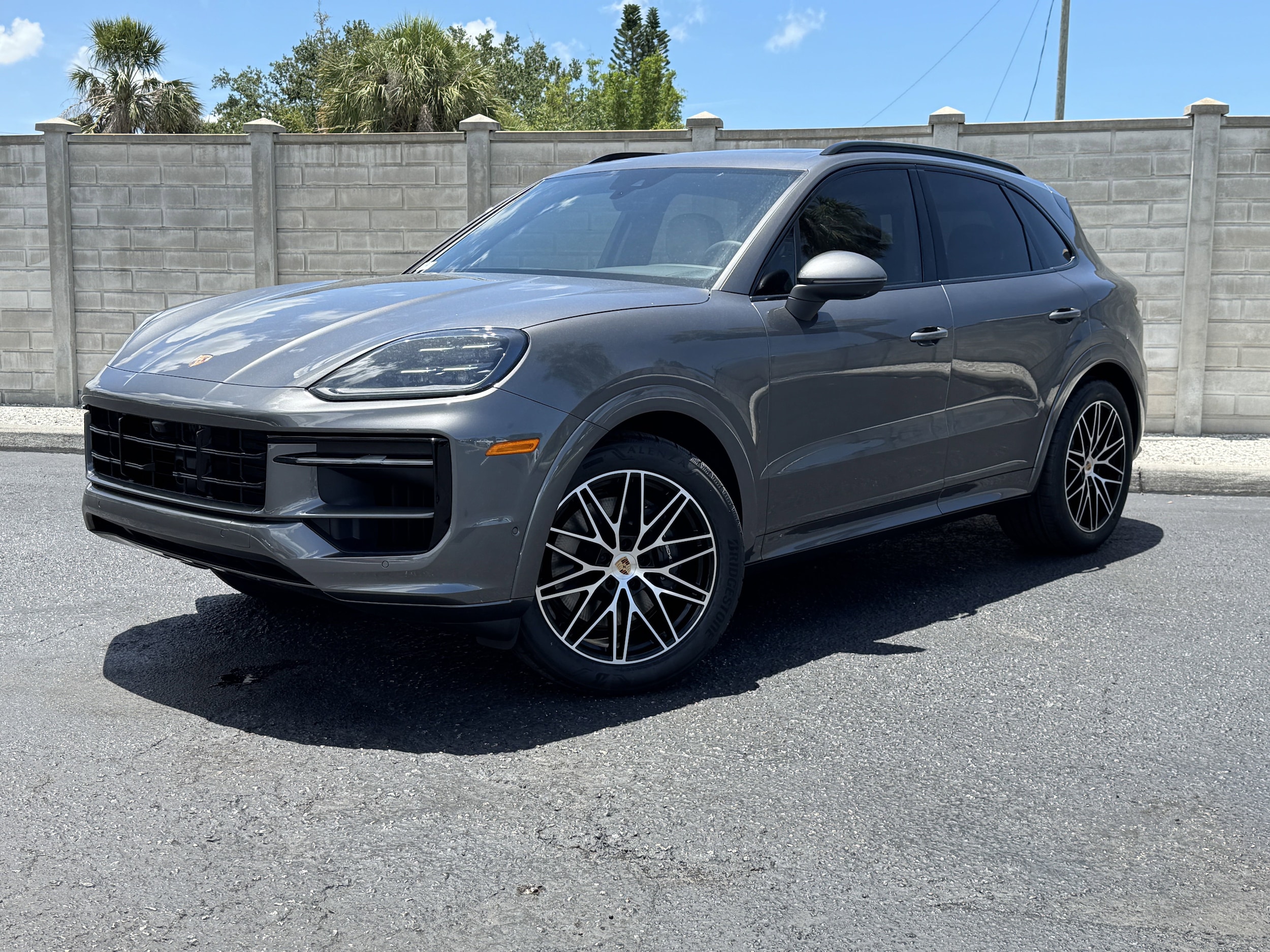 2025 Porsche Cayenne SUV 