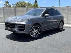2025 Porsche Cayenne SUV