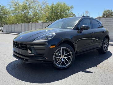 2026 Porsche Macan SUV