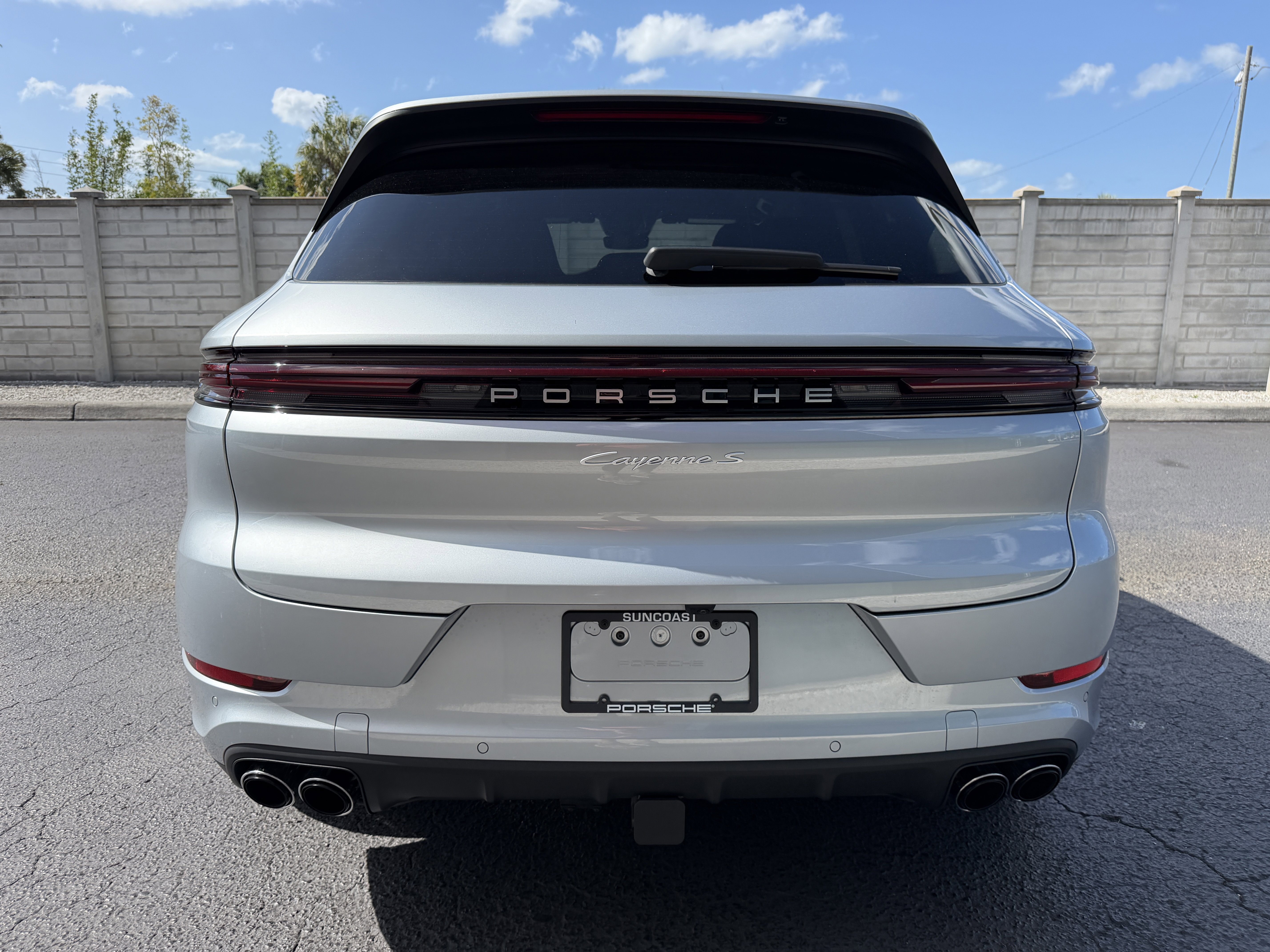 2026 Porsche Cayenne S - Photo 9