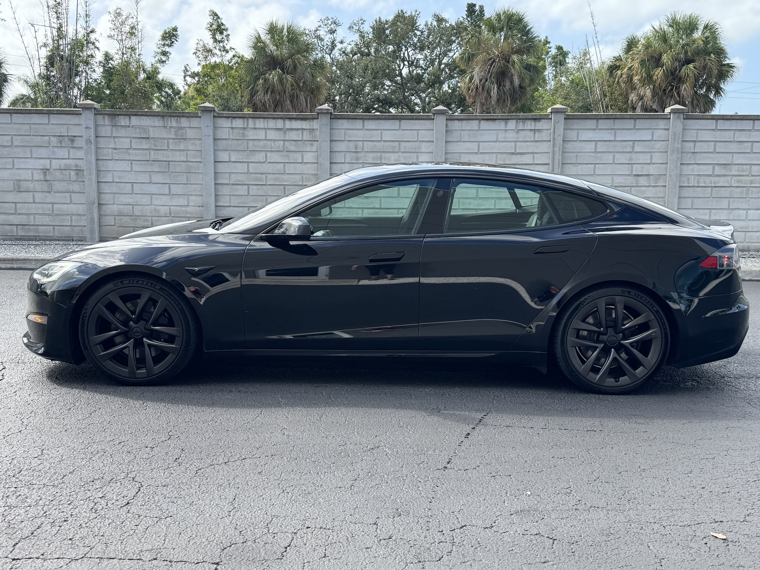 Used 2021 Tesla Model S Long Range Plus with VIN 5YJSA1E53MF436042 for sale in Sarasota, FL