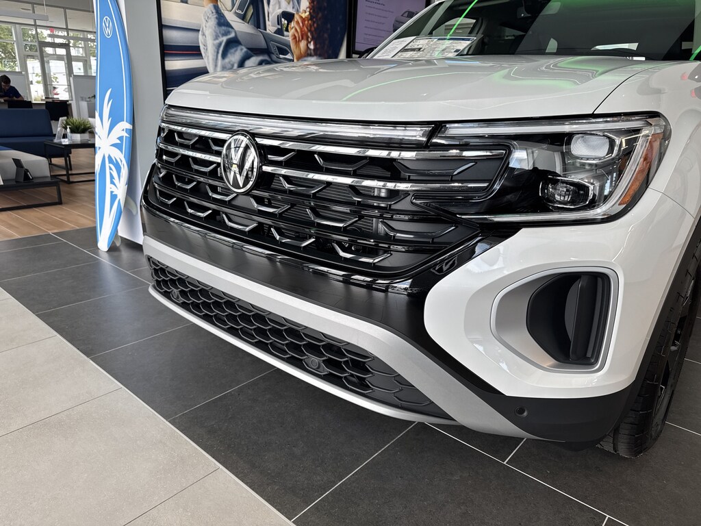 New 2026 Volkswagen Atlas Peak Edition SUV