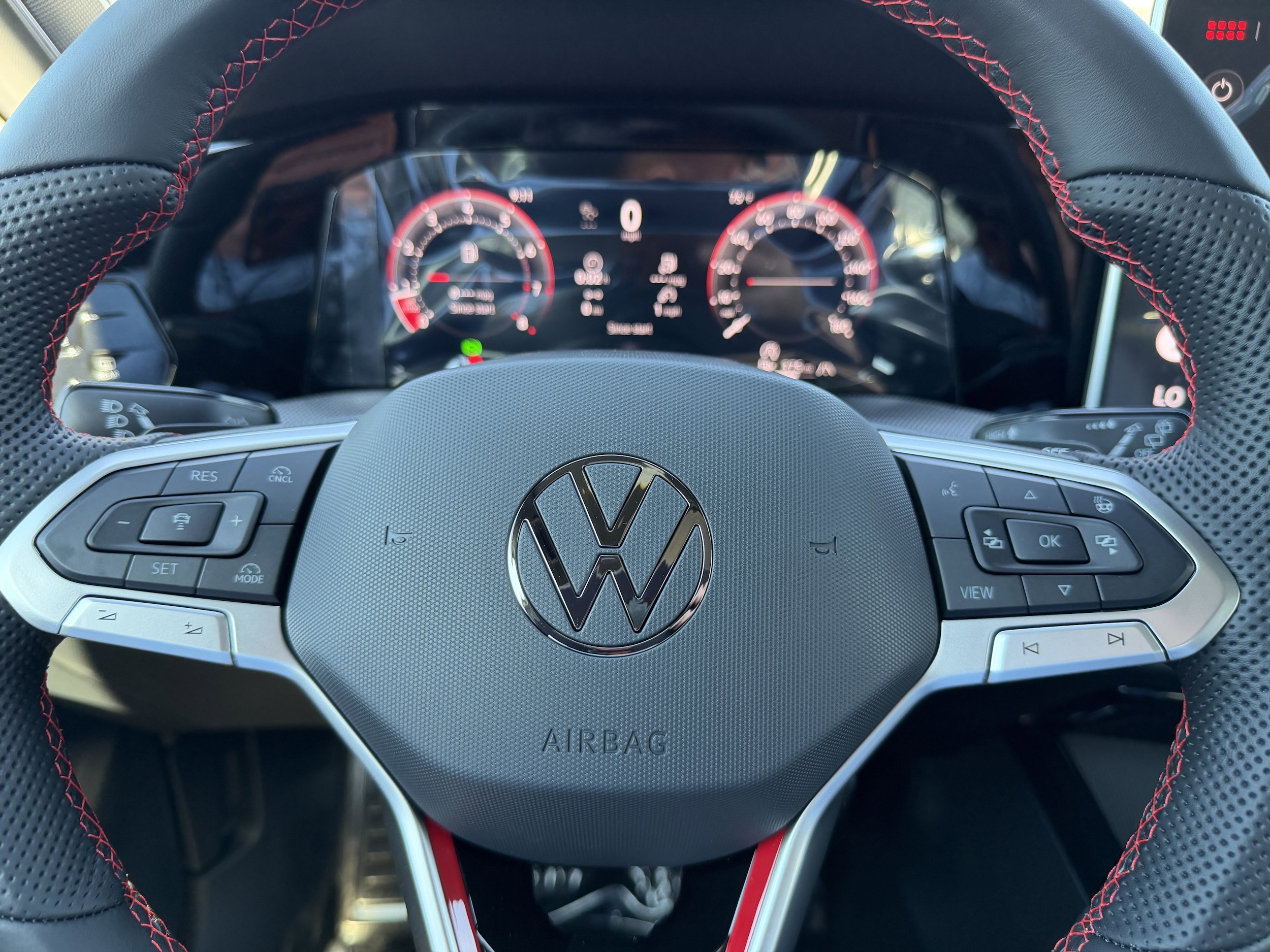 2026 Volkswagen Golf GTI SE - Photo 30