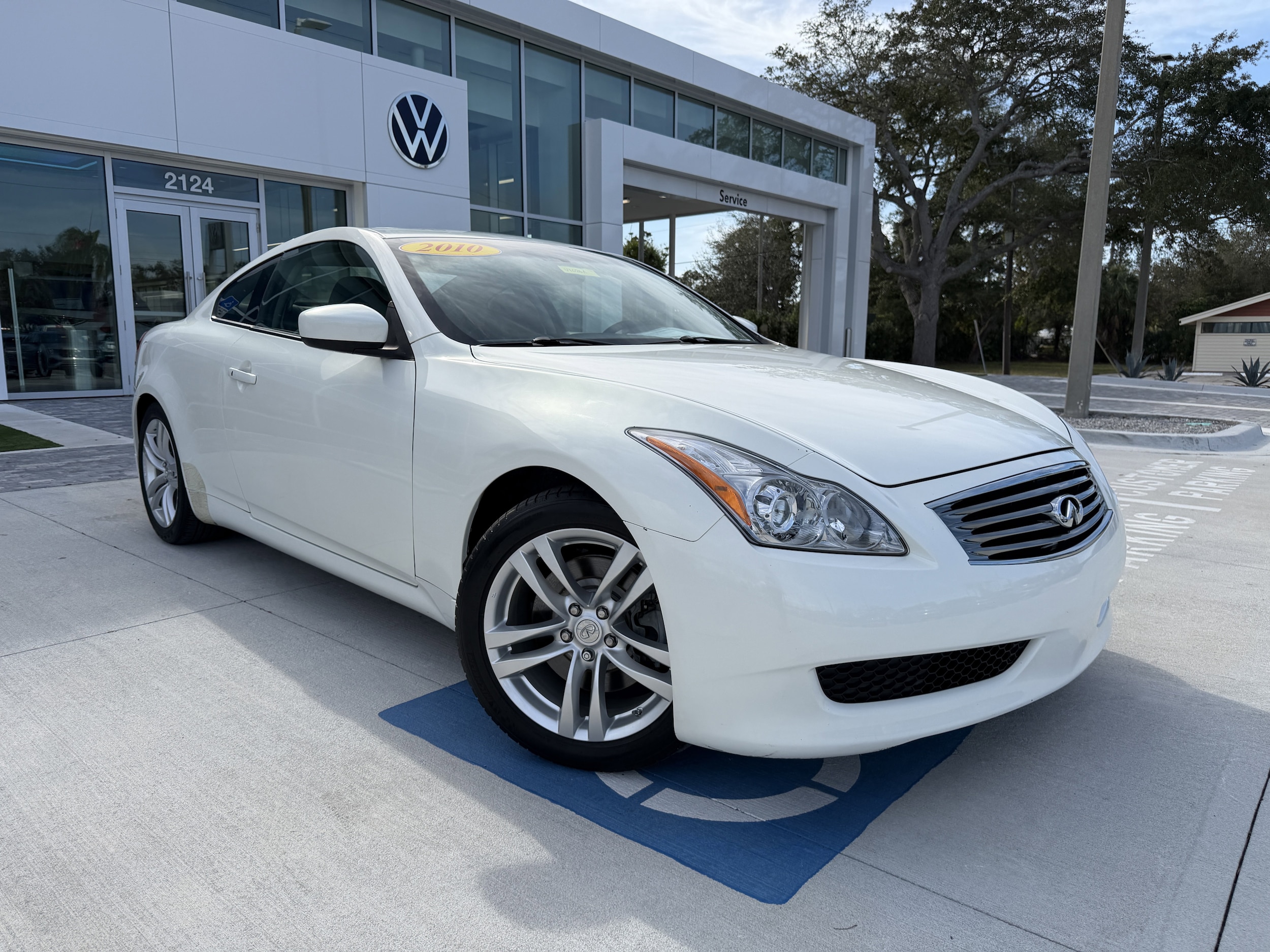 2010 INFINITI G Coupe 37 Journey