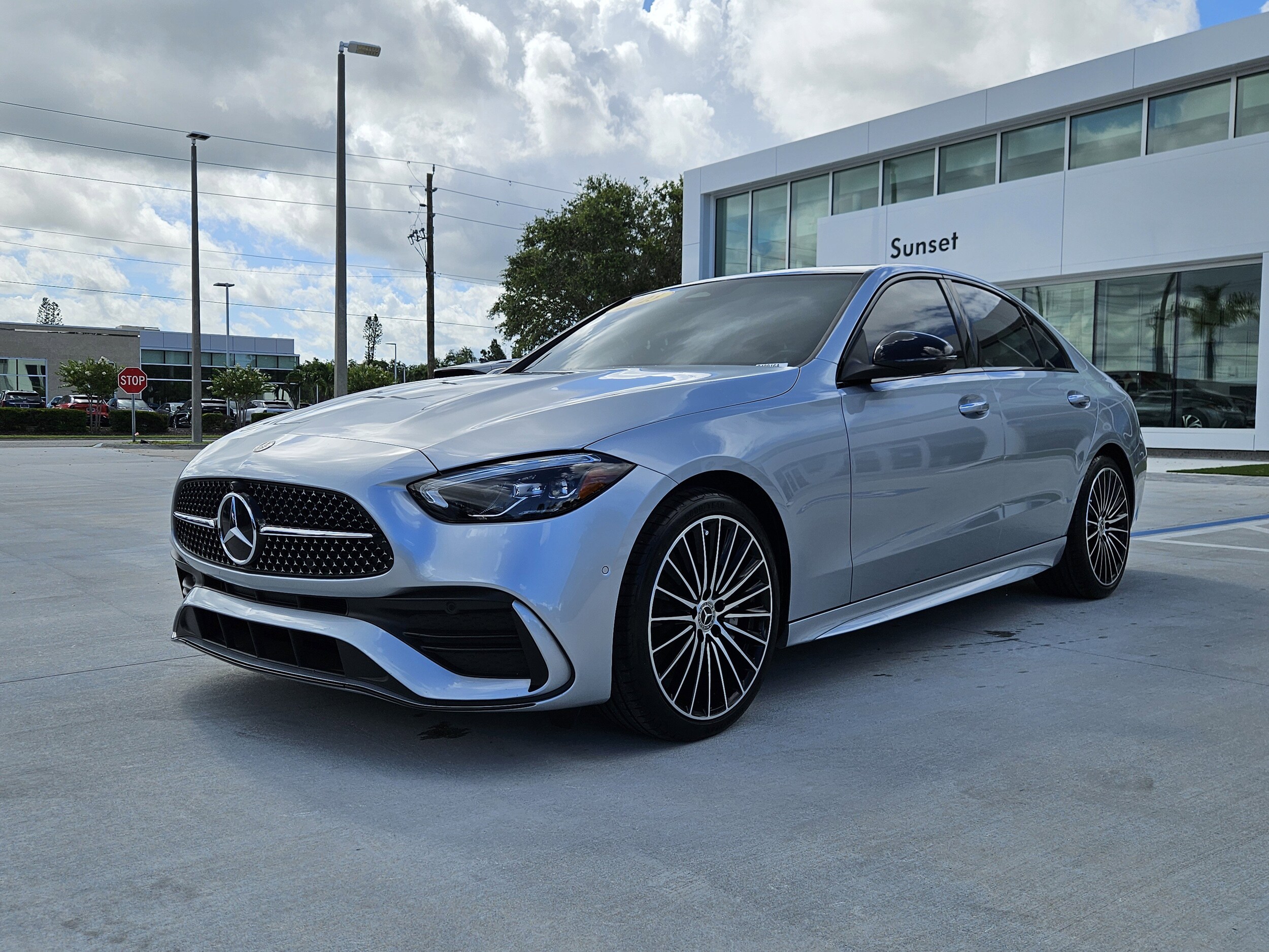 2023 Mercedes Benz C 300 photo 3