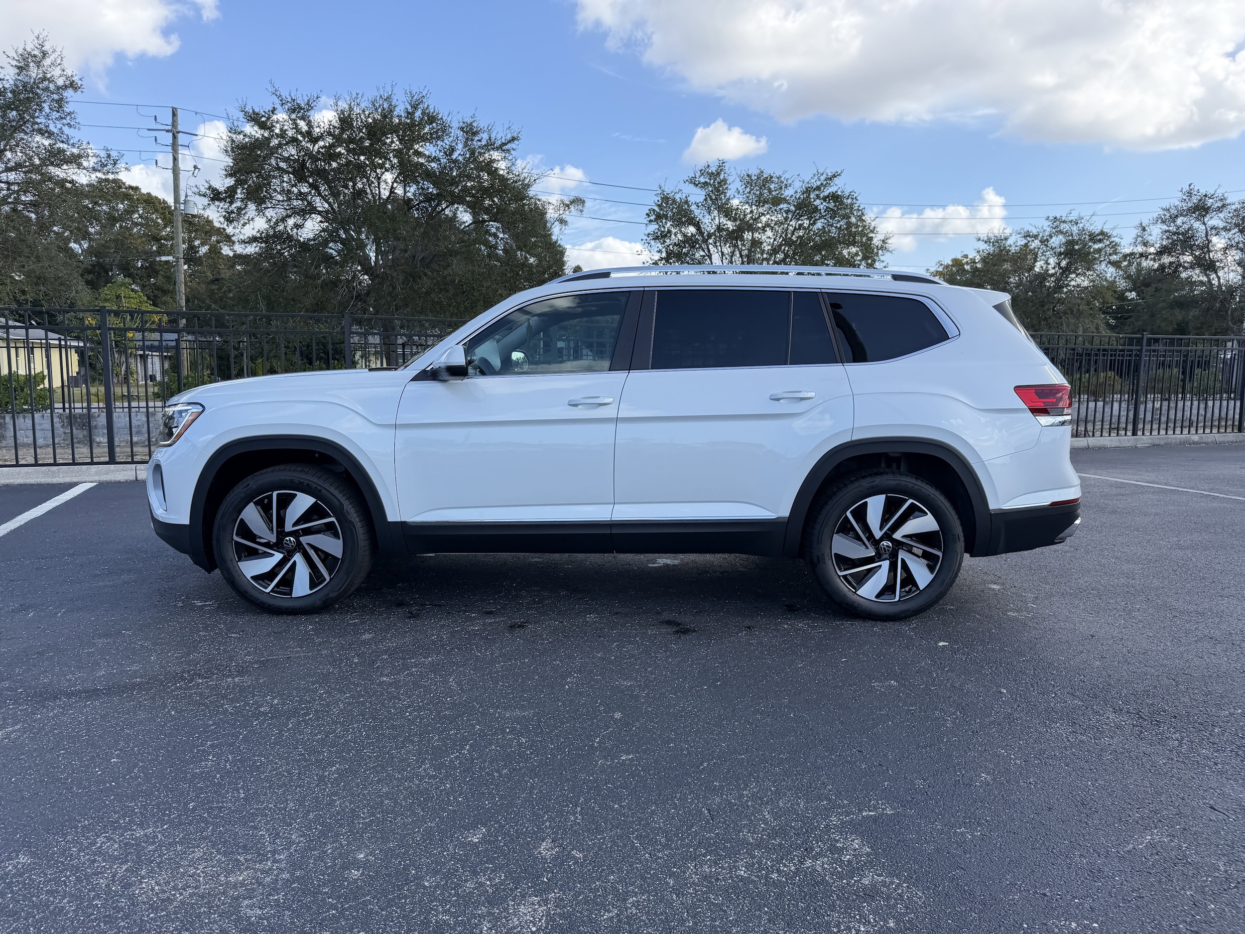 2026 Volkswagen Atlas SEL - Photo 6