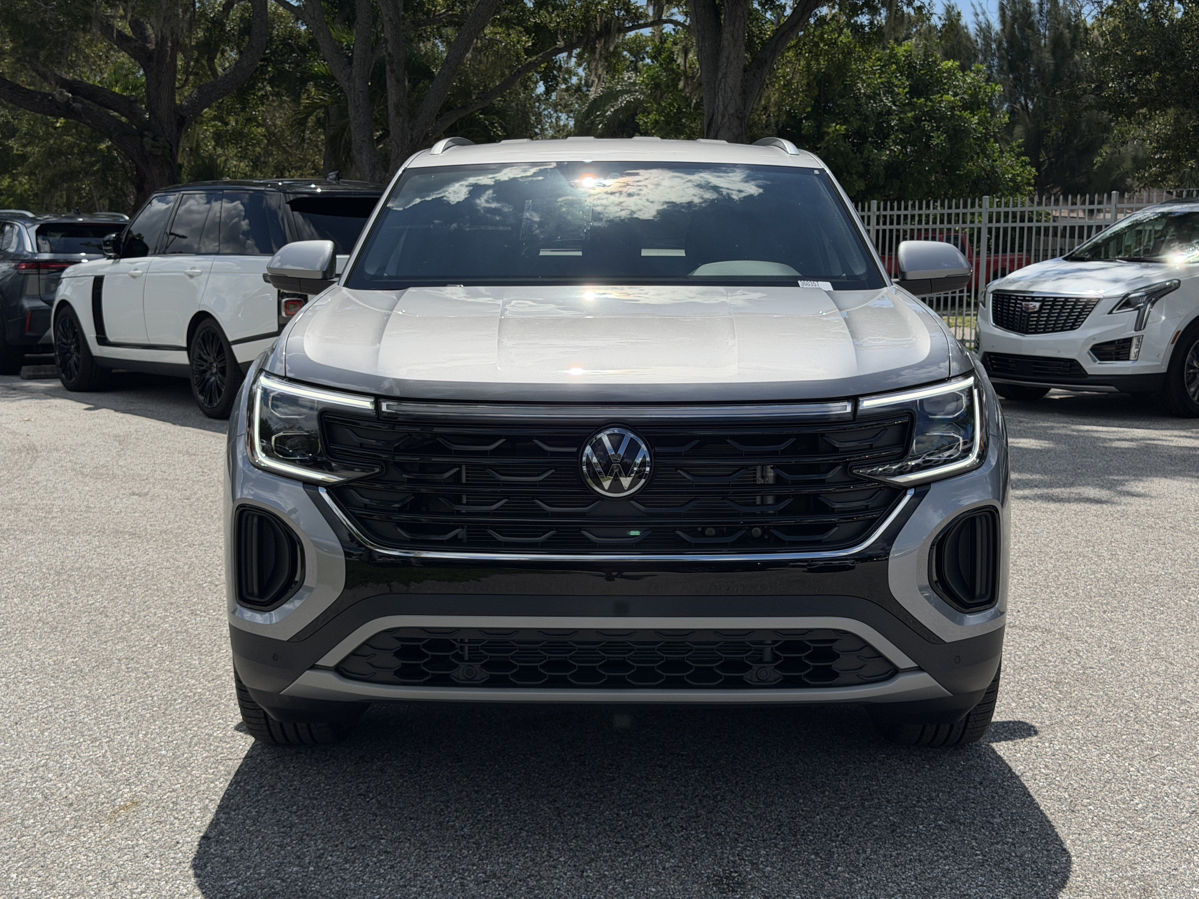 New 2026 Volkswagen Atlas Cross Sport SE w/Technology SUV