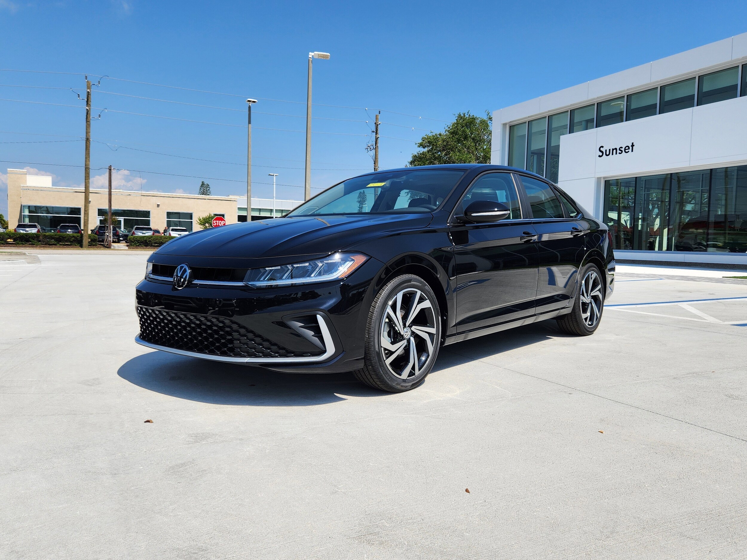 2025 Volkswagen Jetta SEL photo 3