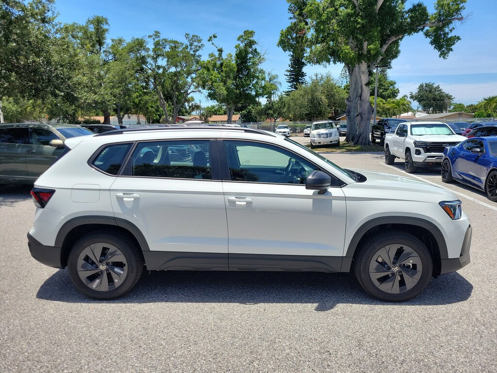 New 2026 Volkswagen Taos 1.5T S SUV