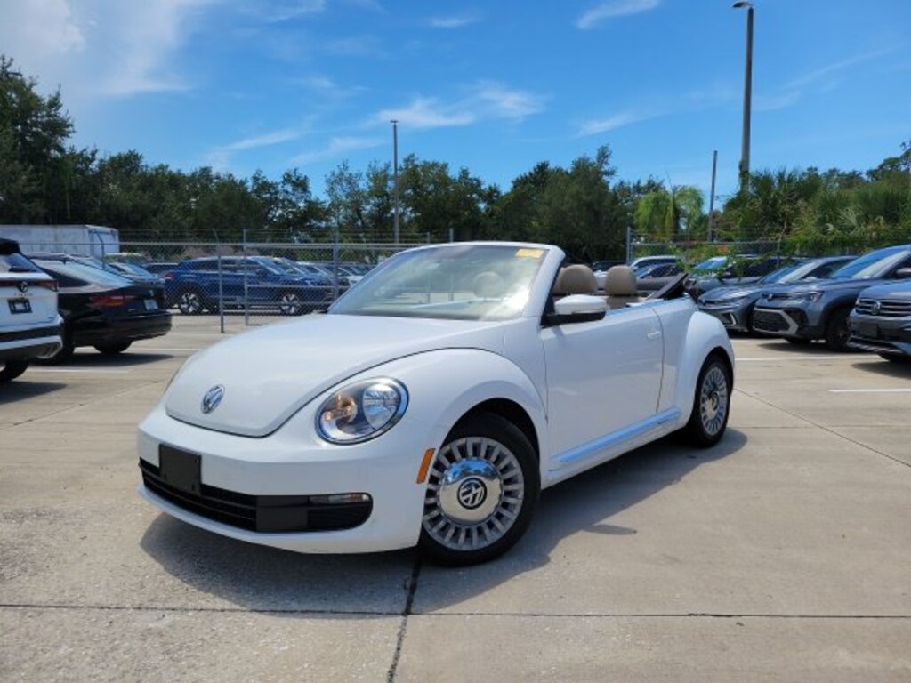 Used 2013 Volkswagen Beetle 2.5L Convertible