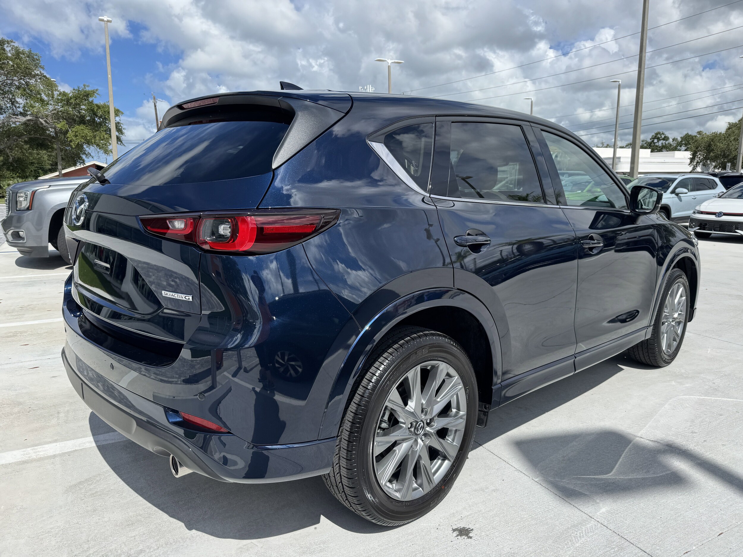 2025 Mazda CX-5 2.5 Premium Plus photo 3