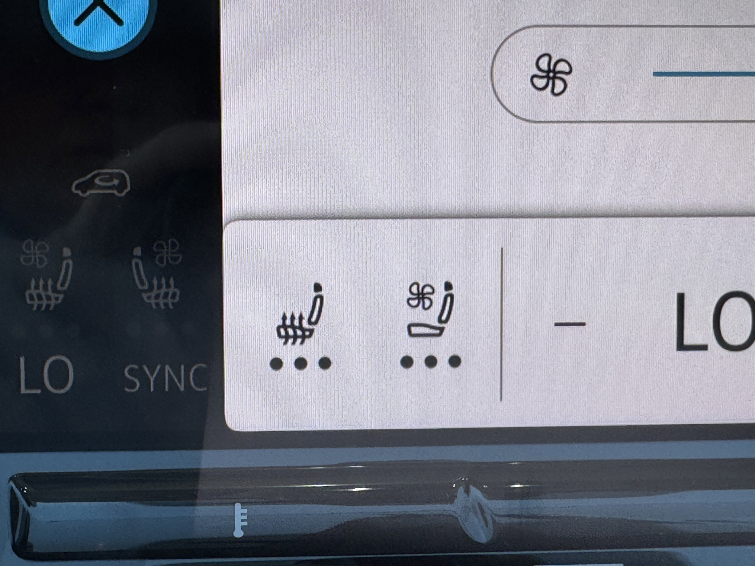 2026 Volkswagen Atlas SE w/Tech - Photo 24