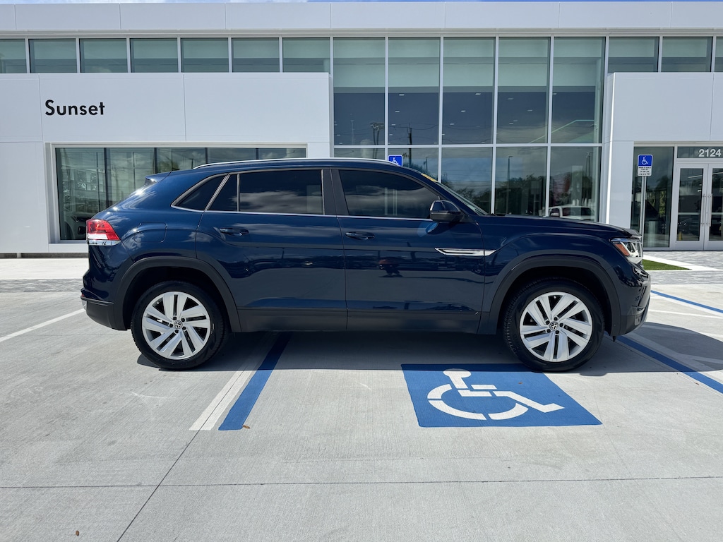 Certified 2020 Volkswagen Atlas Cross Sport 2.0T SE w/Technology SUV