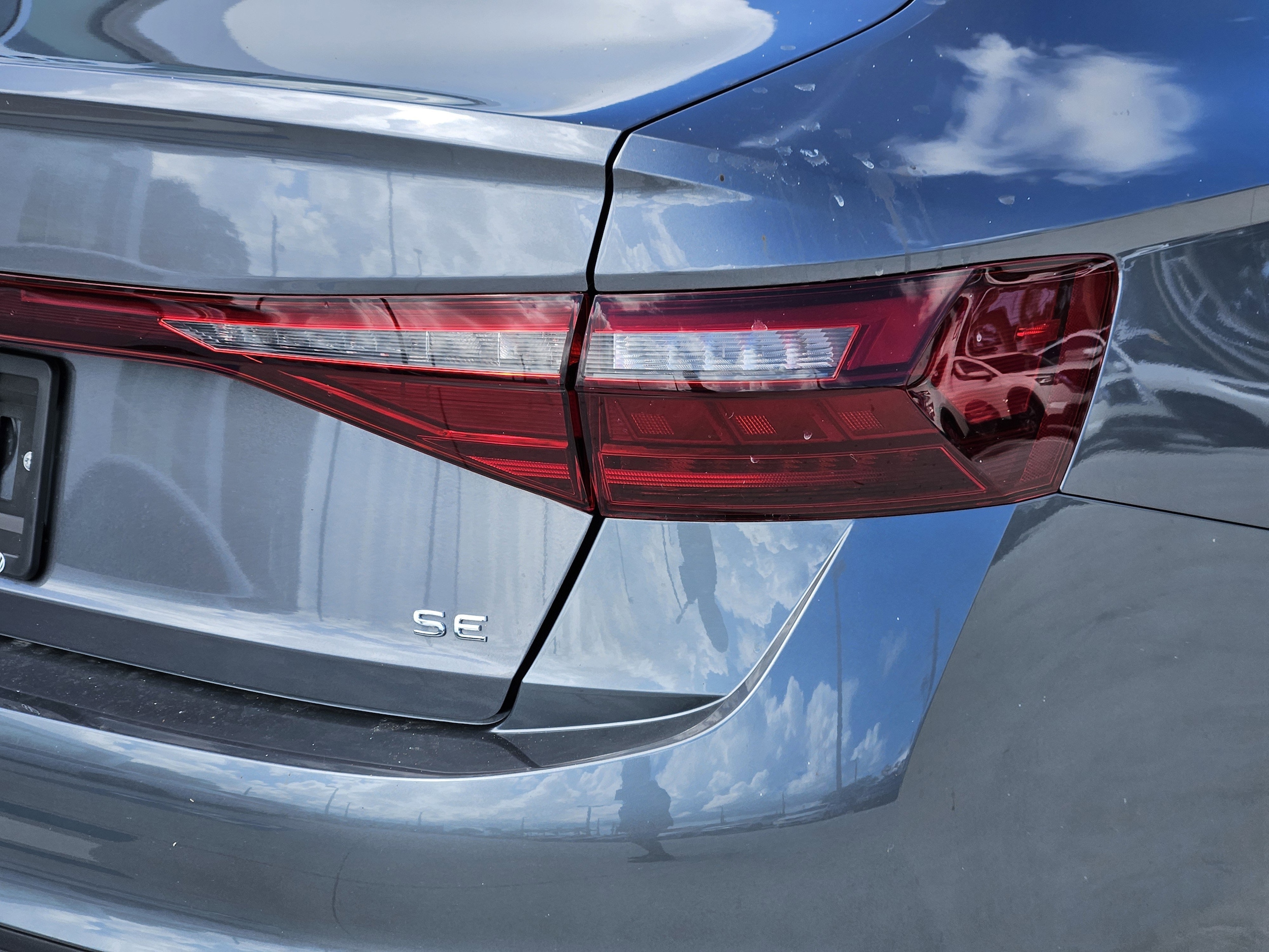 2025 Volkswagen Jetta SE - Photo 10