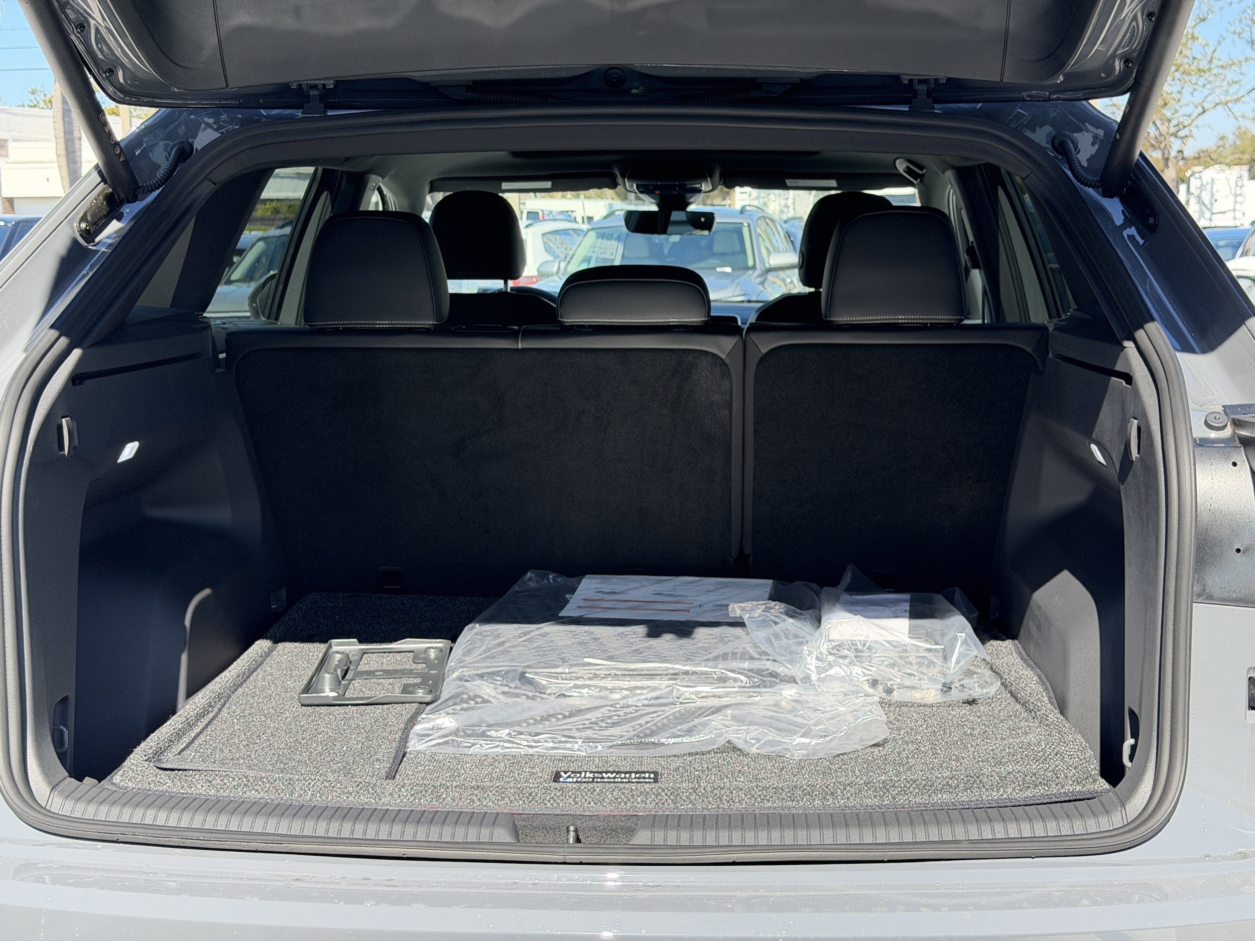 2026 Volkswagen Atlas Cross Sport SE w/Tech - Photo 10