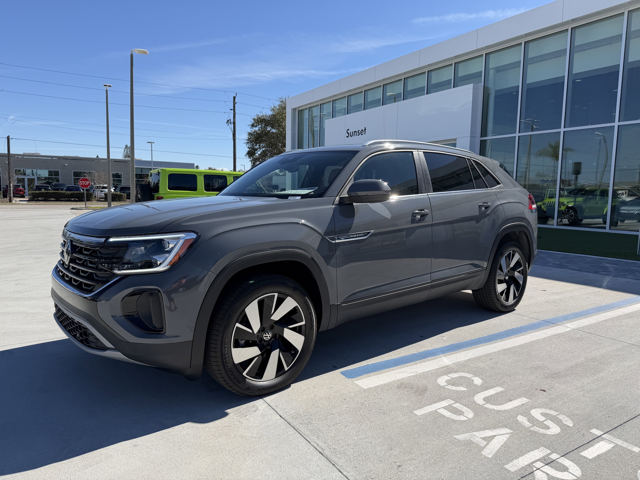 2026 Volkswagen Atlas Cross Sport SE w/Tech - Photo 7