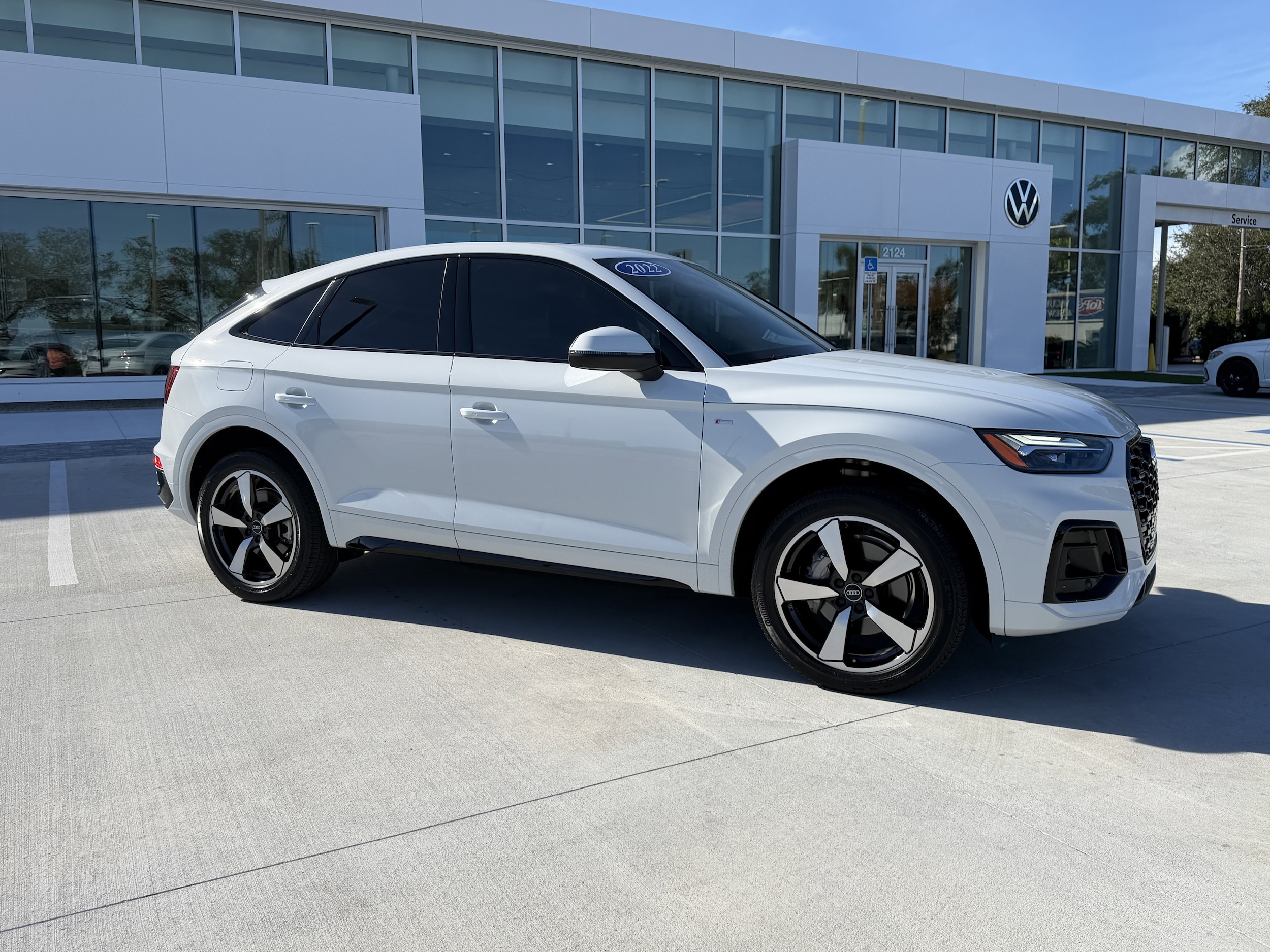 2022 Audi Q5 Sportback Premium Plus's photo