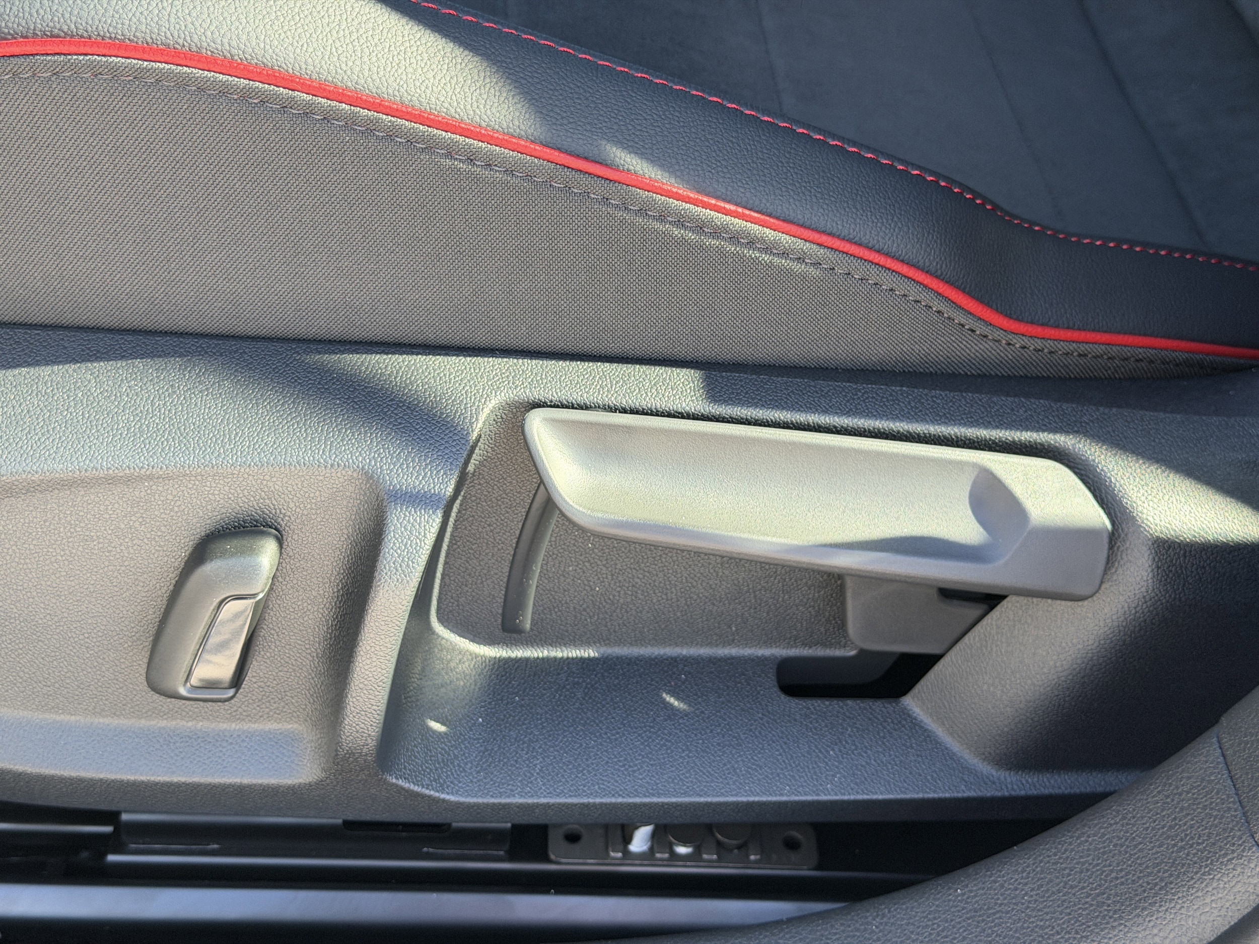 2026 Volkswagen Golf GTI SE - Photo 19