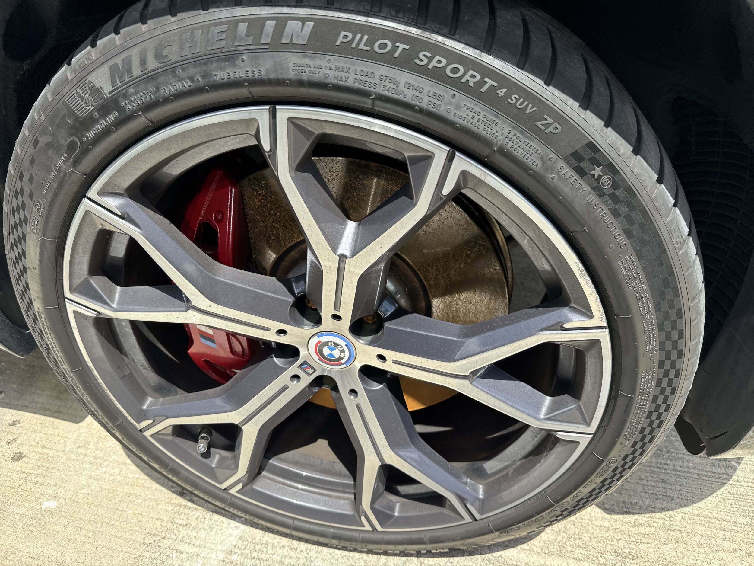 2023 Bmw X5 M50i photo 2
