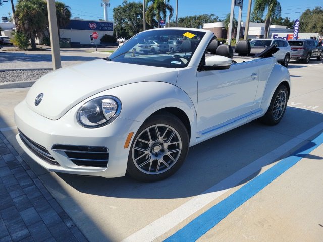 Used 2019 Volkswagen Beetle SE Convertible