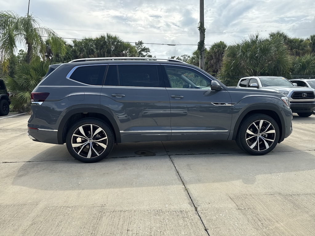 New 2026 Volkswagen Atlas SEL Premium R-Line SUV