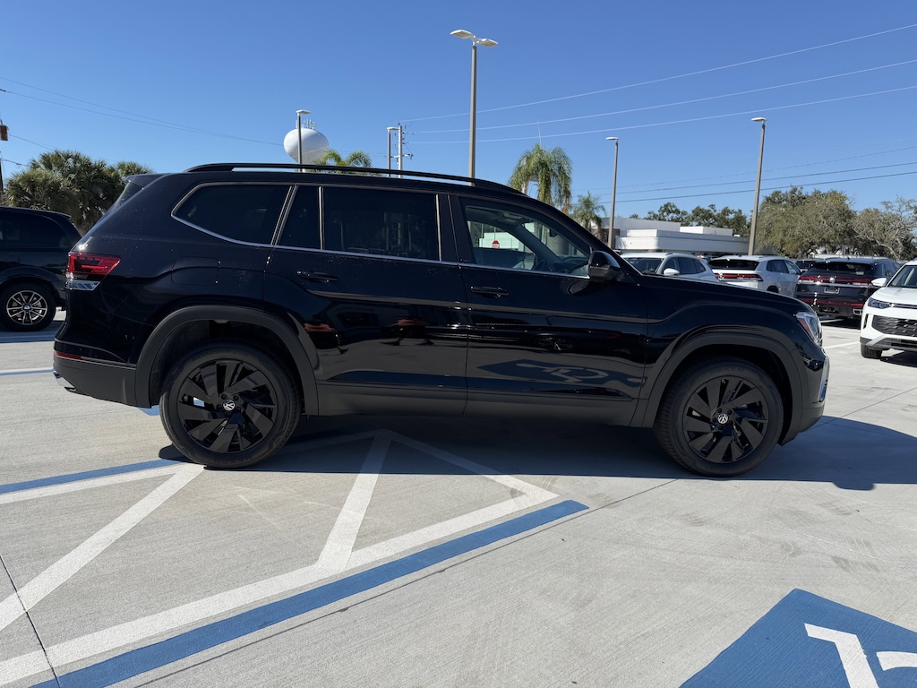 New 2026 Volkswagen Atlas 2.0T SE w/Technology SUV