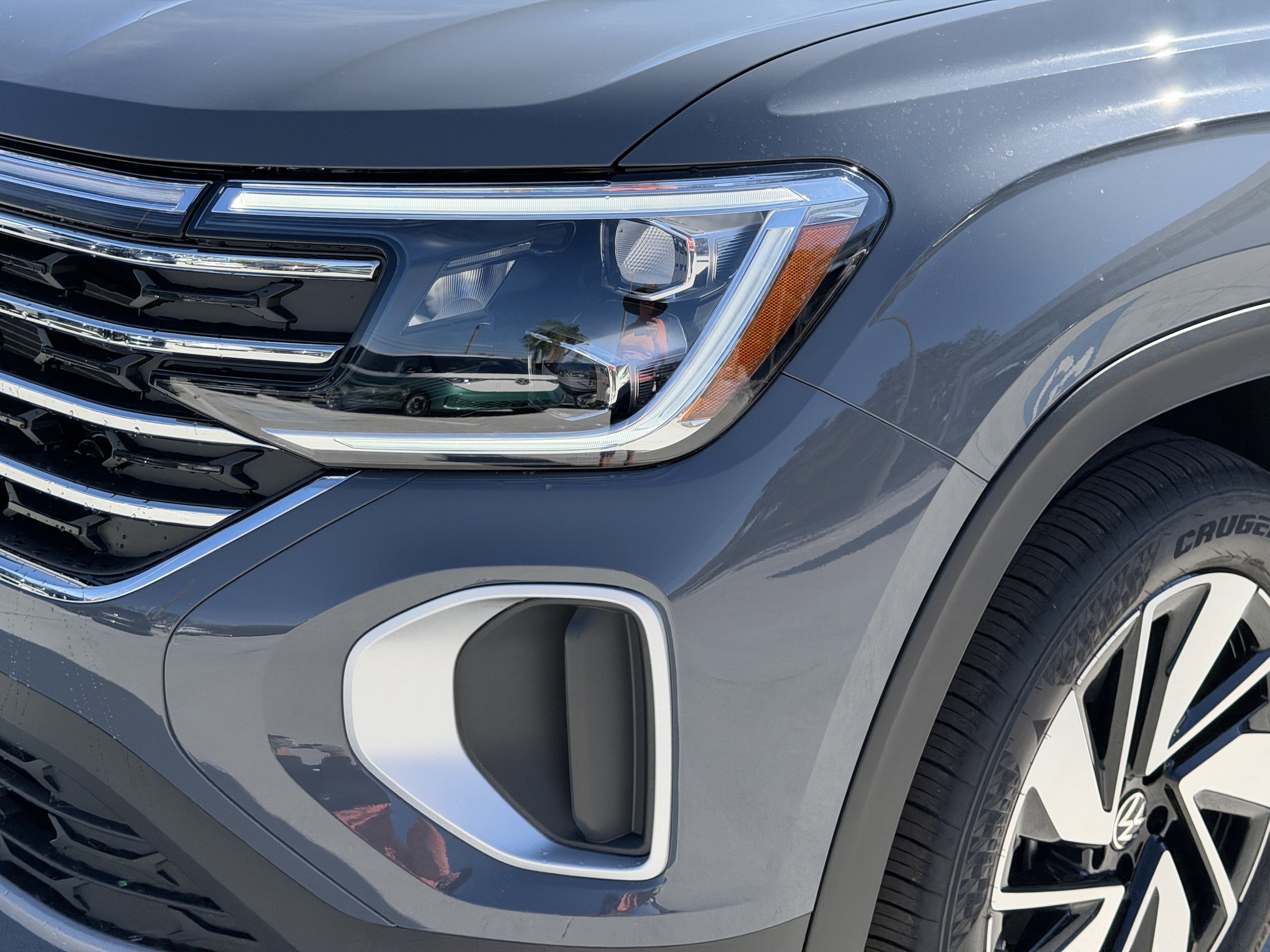 2026 Volkswagen Atlas SE w/Tech - Photo 8