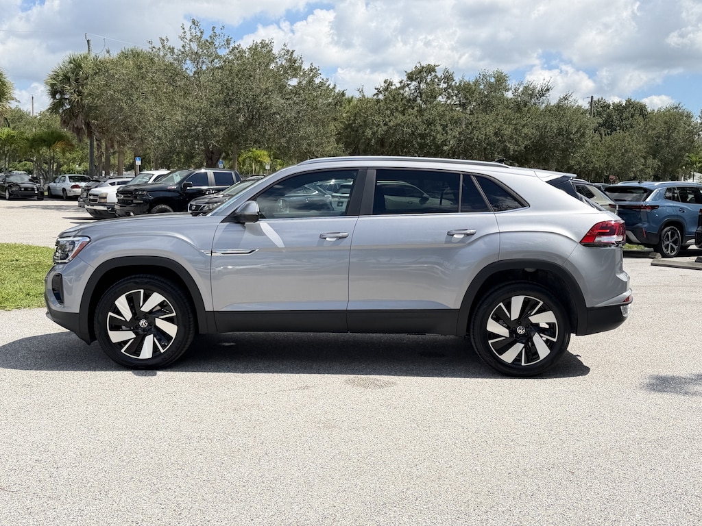 New 2026 Volkswagen Atlas Cross Sport SE w/Technology SUV
