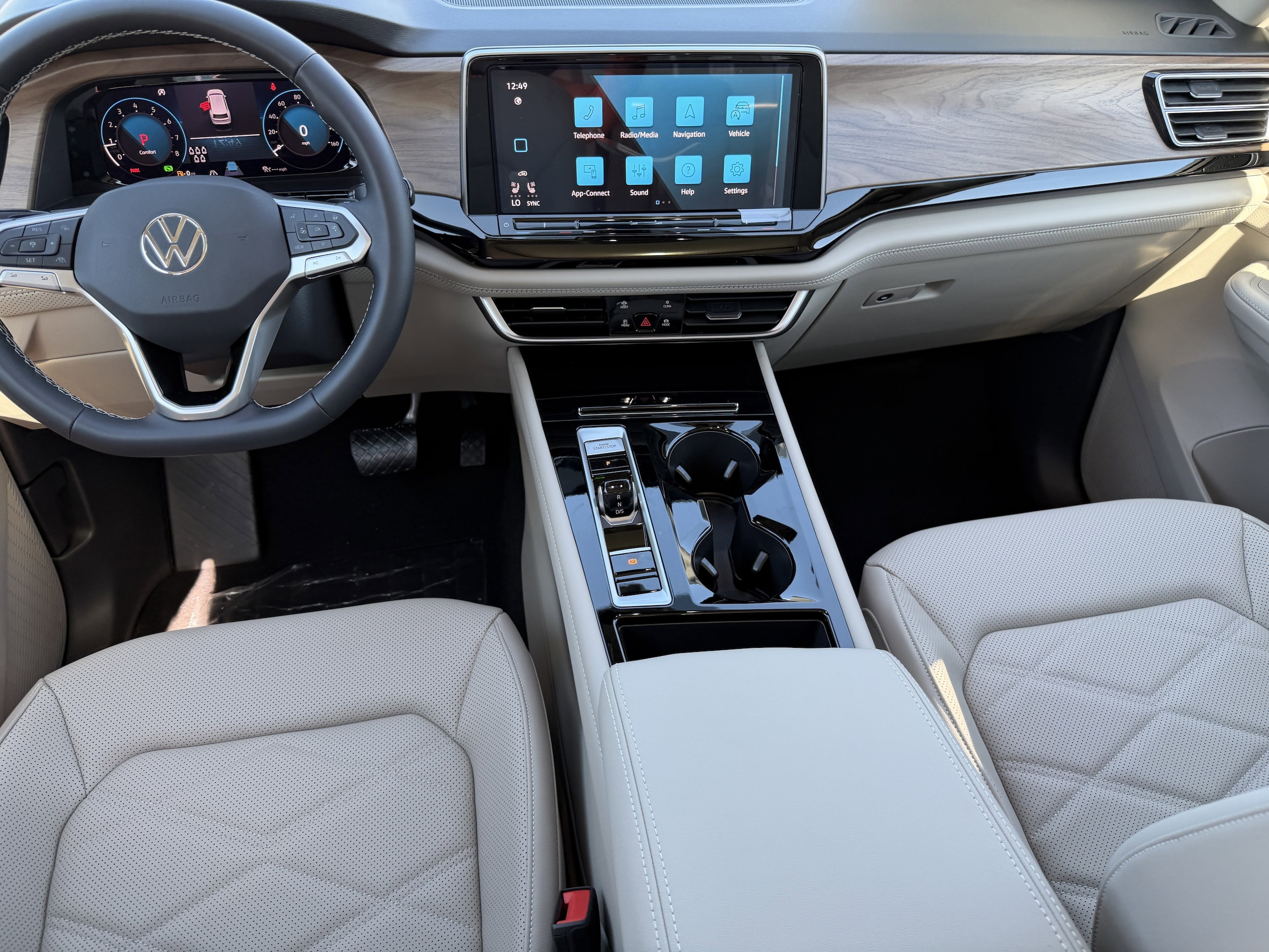2026 Volkswagen Atlas SE w/Tech - Photo 13