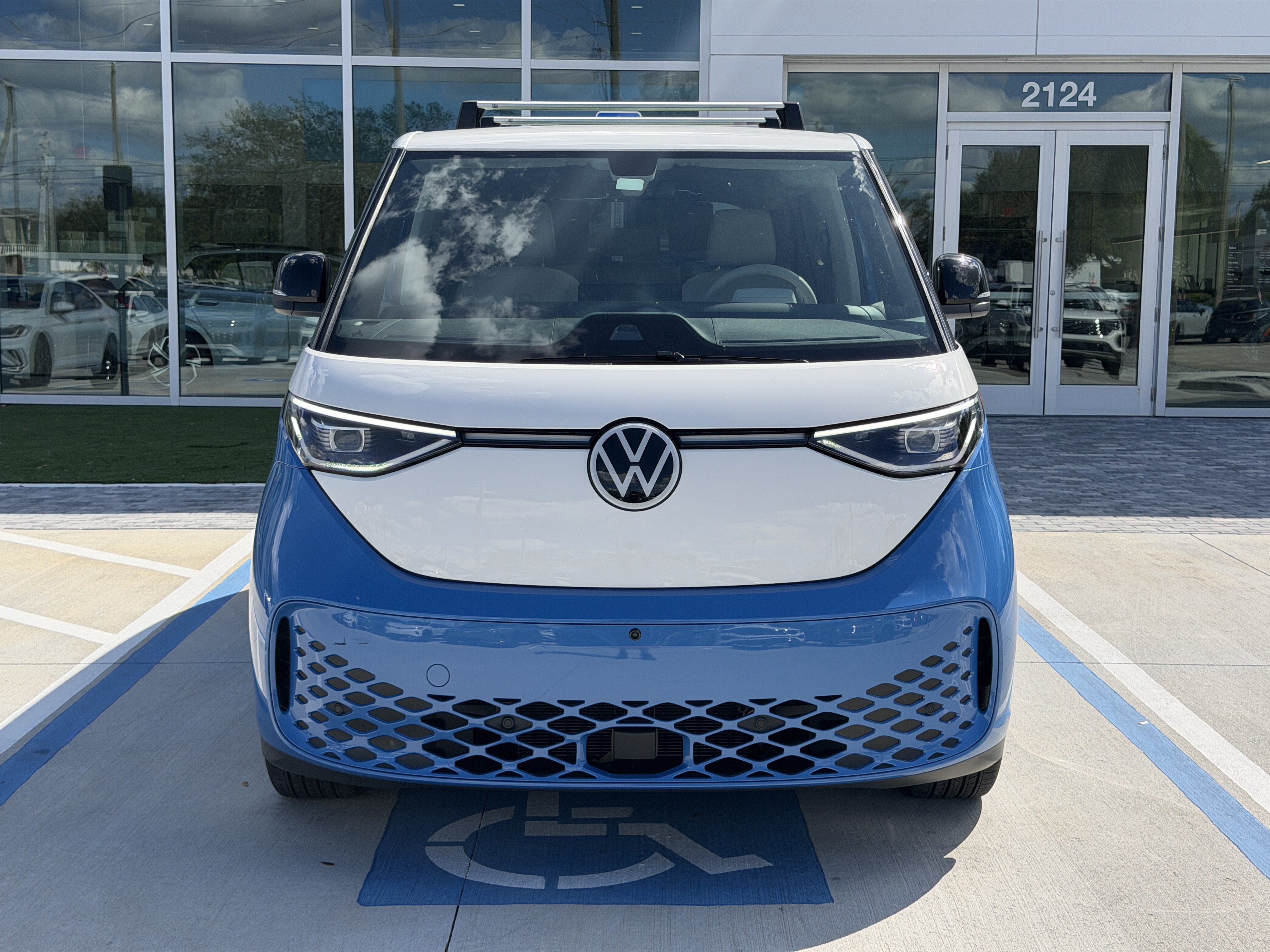 Used 2025 Volkswagen ID. Buzz 1st Edition with VIN WVG5WVEB0SH024004 for sale in Sarasota, FL