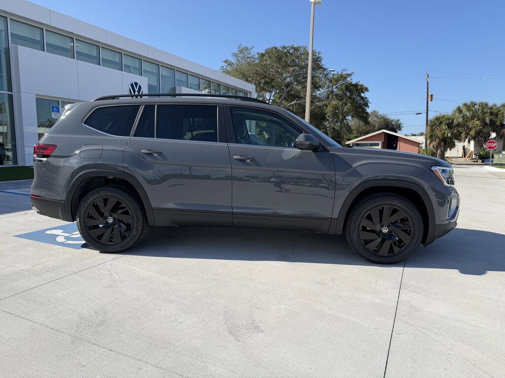 New 2026 Volkswagen Atlas 2.0T SE w/Technology SUV