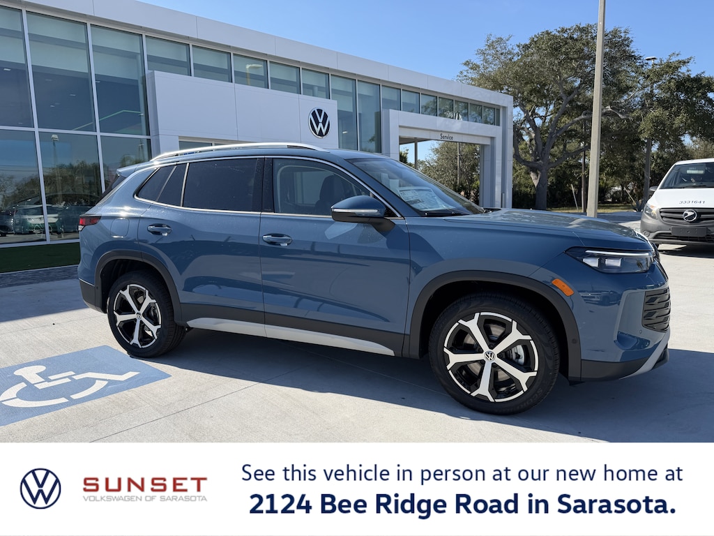 New 2026 Volkswagen Tiguan 2.0T SE SUV
