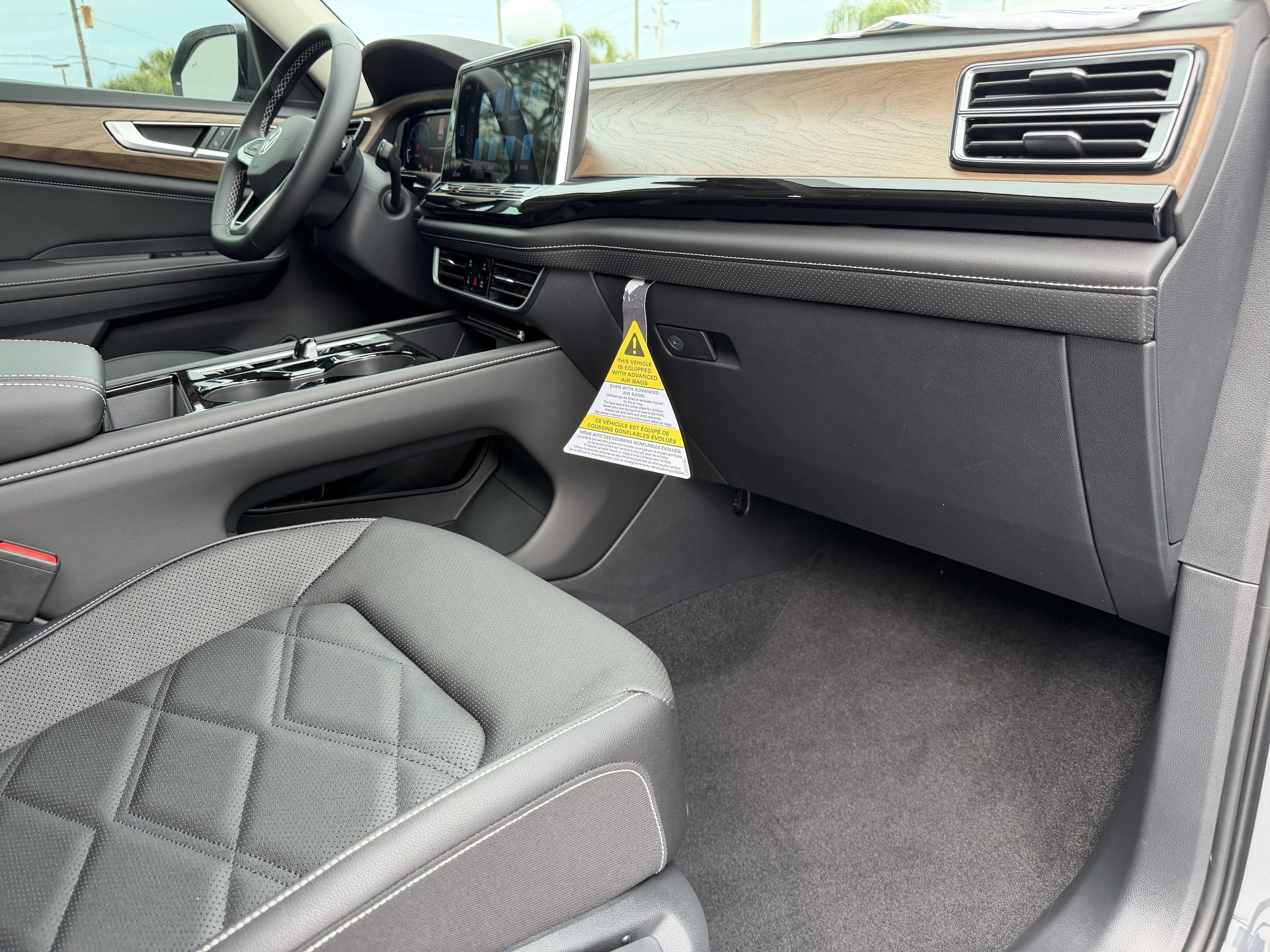 2026 Volkswagen Atlas SE w/Tech - Photo 12