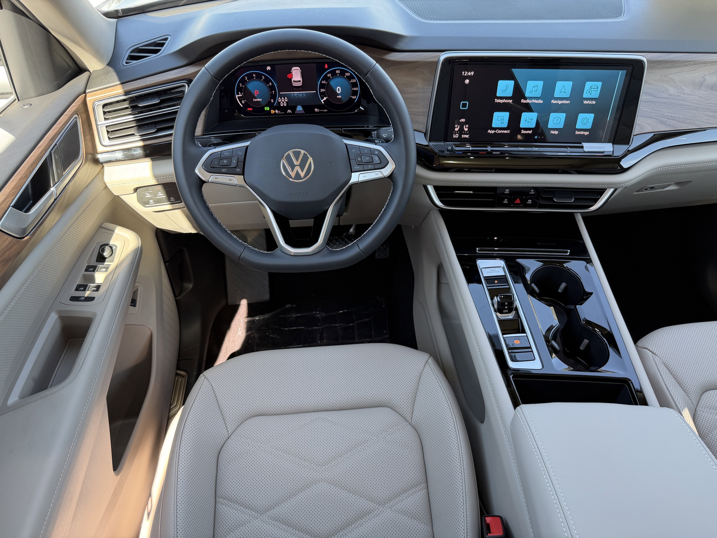 2026 Volkswagen Atlas SE w/Tech - Photo 12