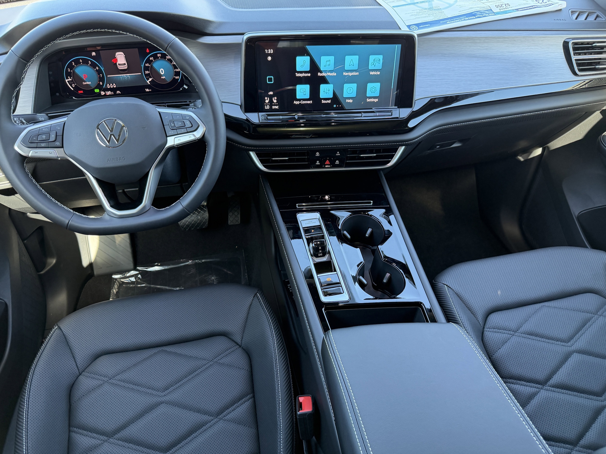 2026 Volkswagen Atlas Cross Sport SE w/Tech - Photo 13