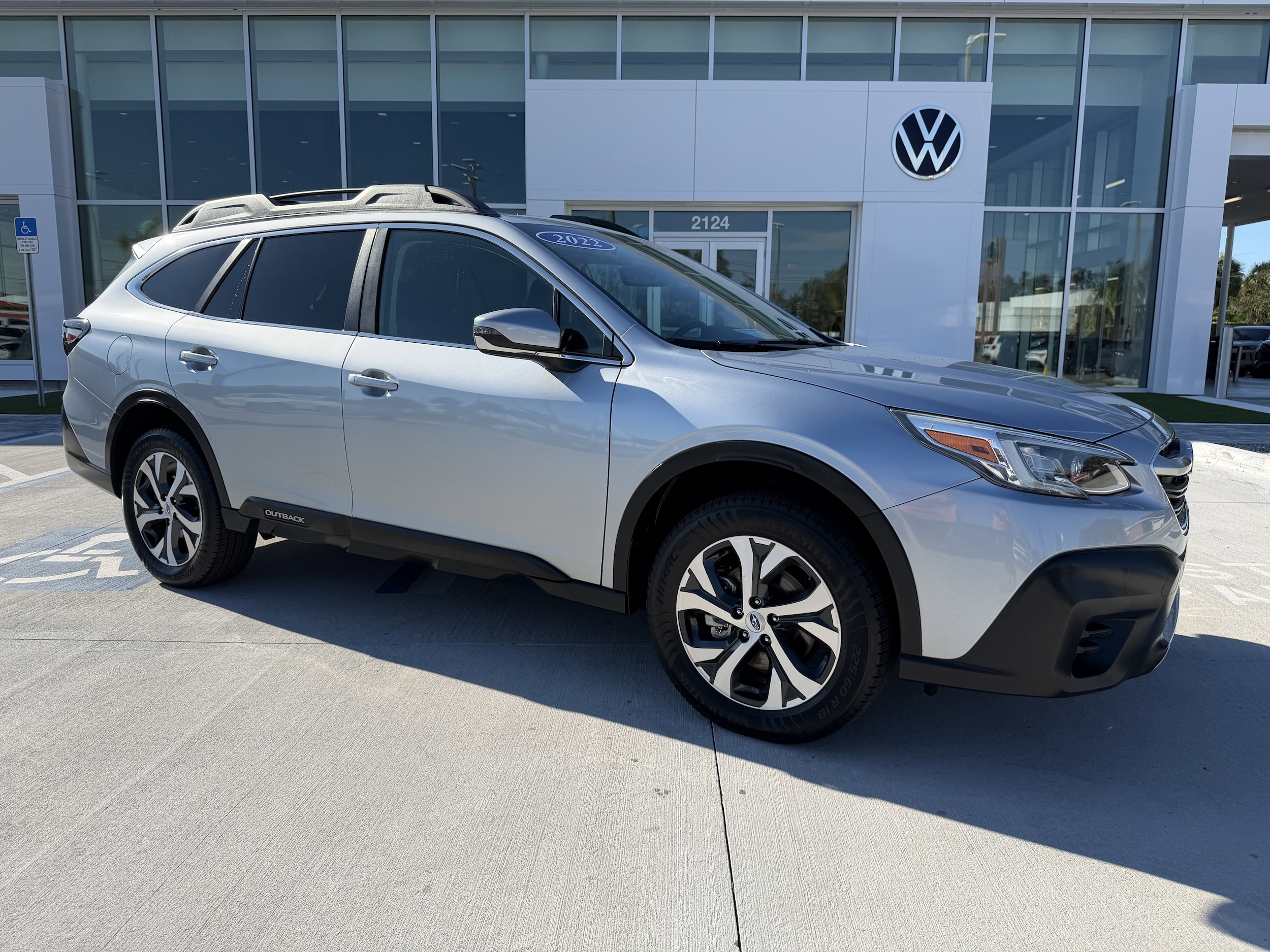 2022 Subaru Outback Limited's photo