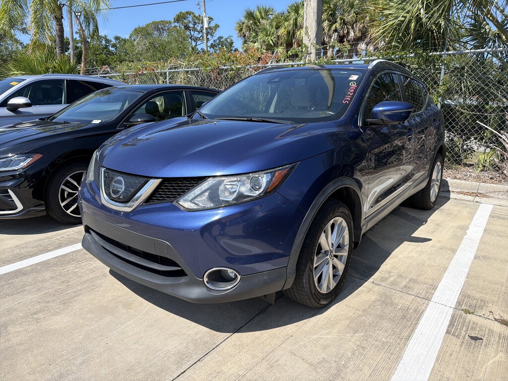 Used 2019 Nissan Rogue Sport SV SUV