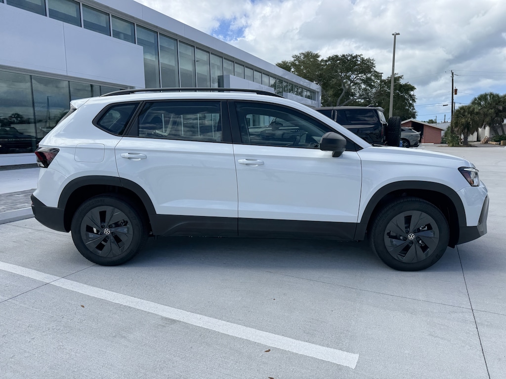 New 2025 Volkswagen Taos 1.5T S SUV