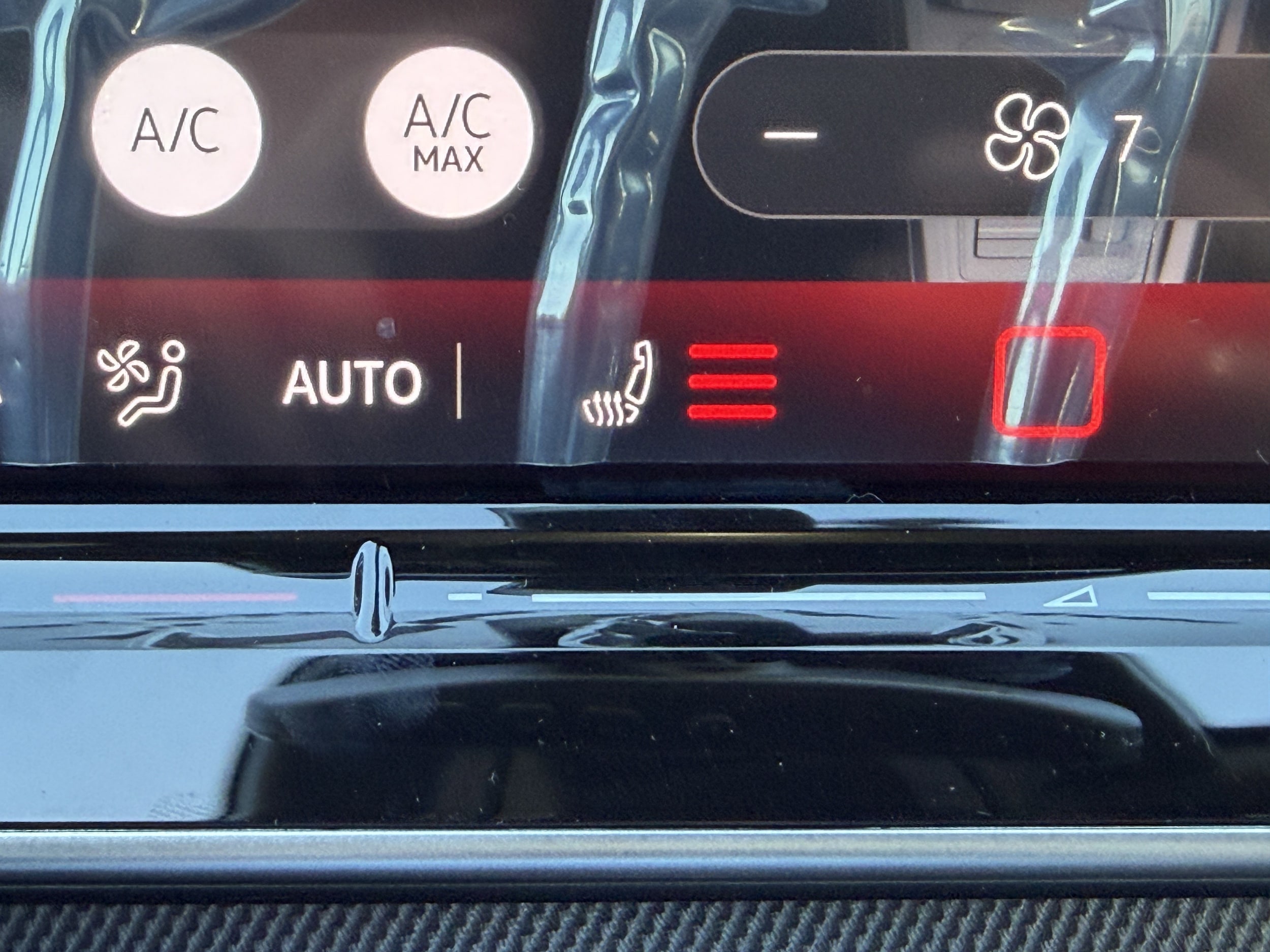 2026 Volkswagen Golf GTI SE - Photo 24