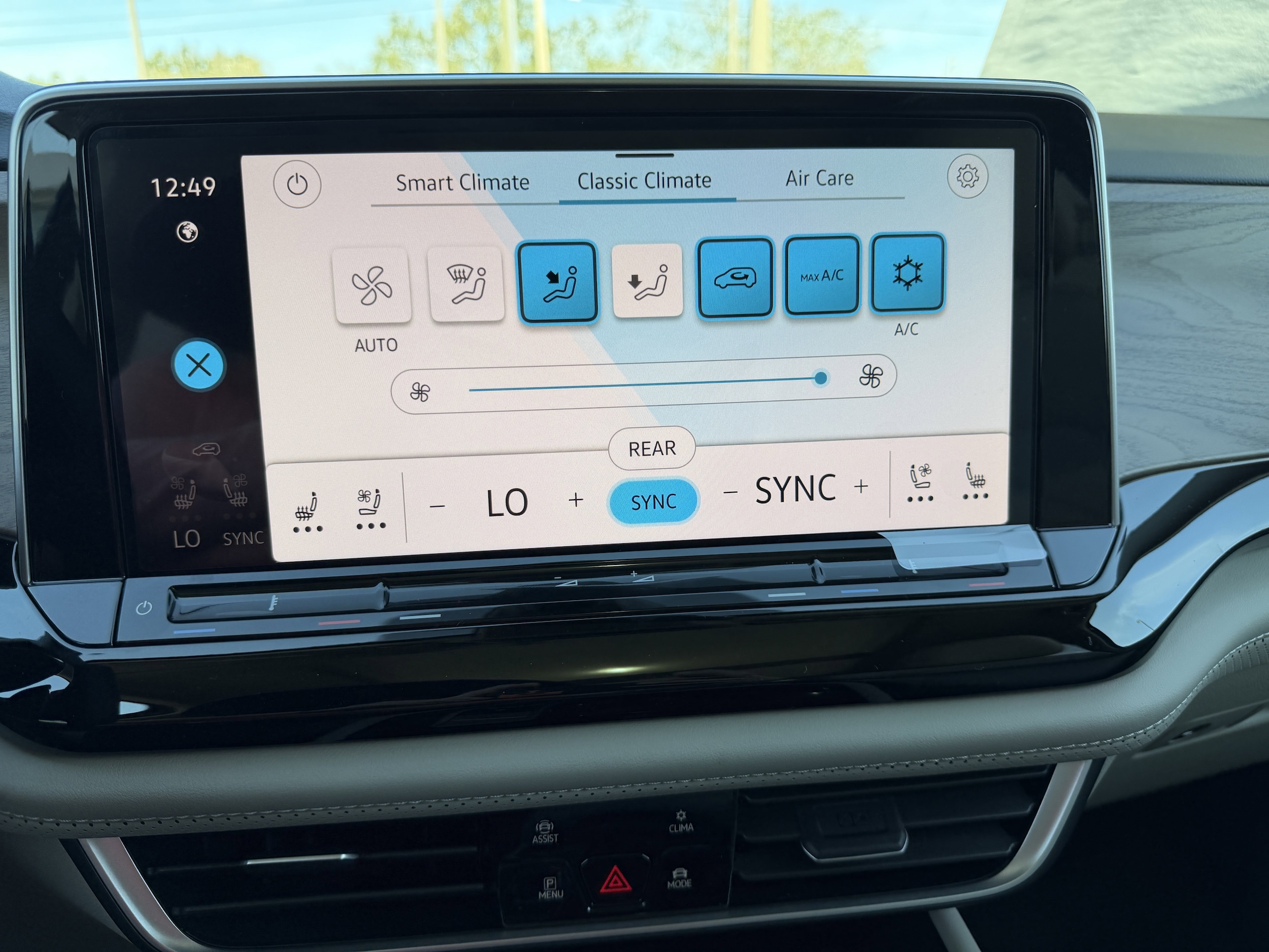 2026 Volkswagen Atlas SE w/Tech - Photo 22